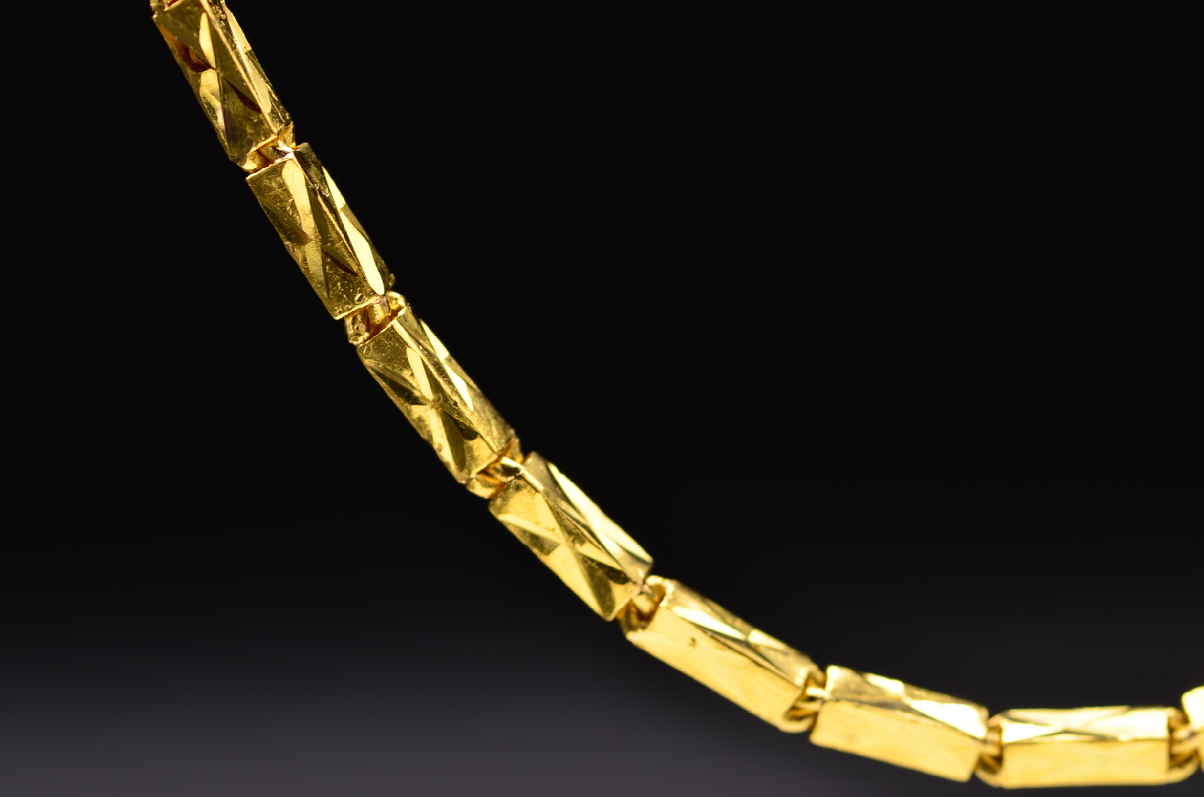 SOLD - The Dijon: 22 Karat Handmade Yellow Gold Chain with Diamond Cut Rectangles - Image 3