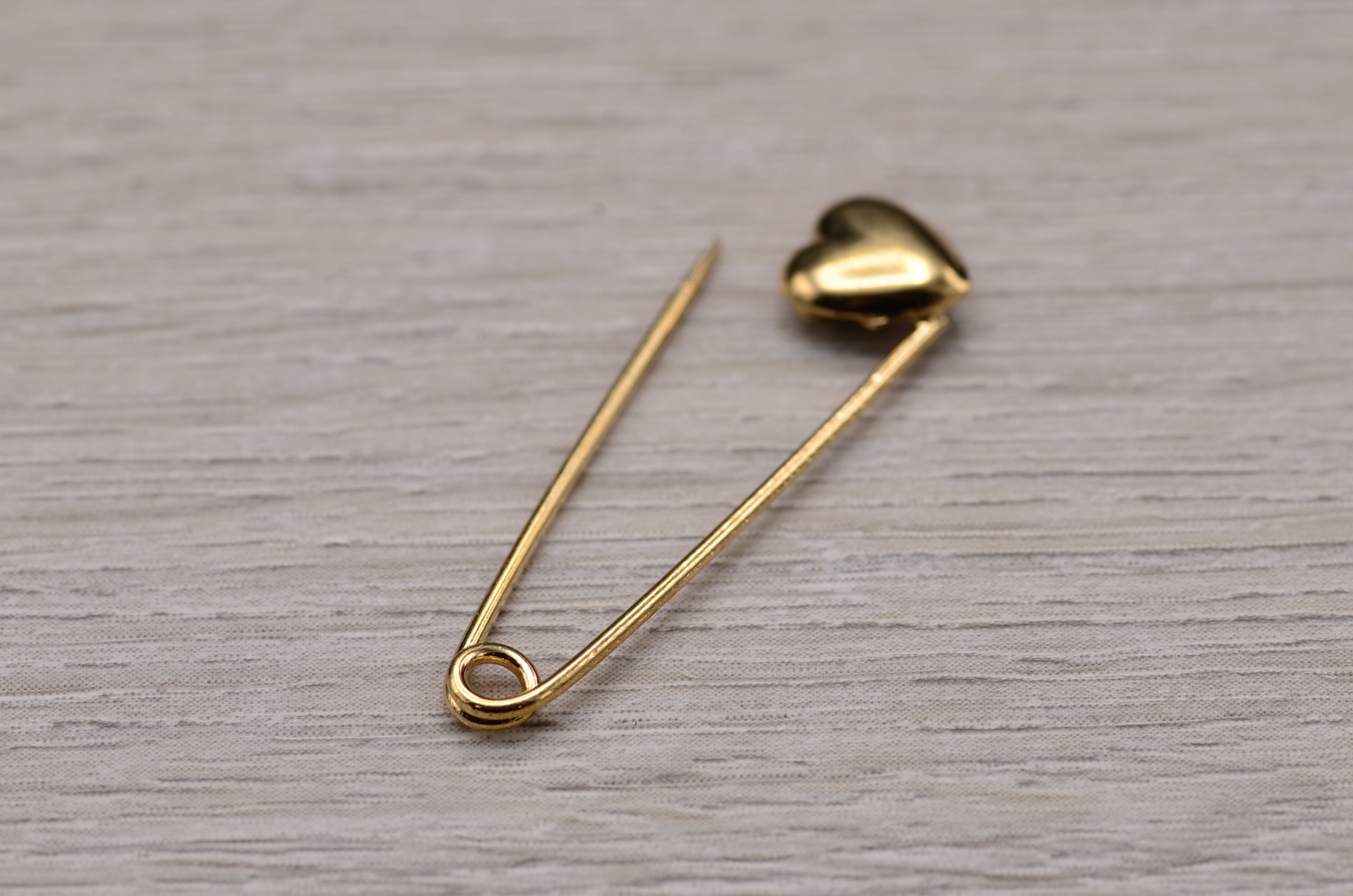 SOLD - The Bridgewater: Vintage Safety Pin in Yellow Gold with Heart Shaped Closure - Image 3