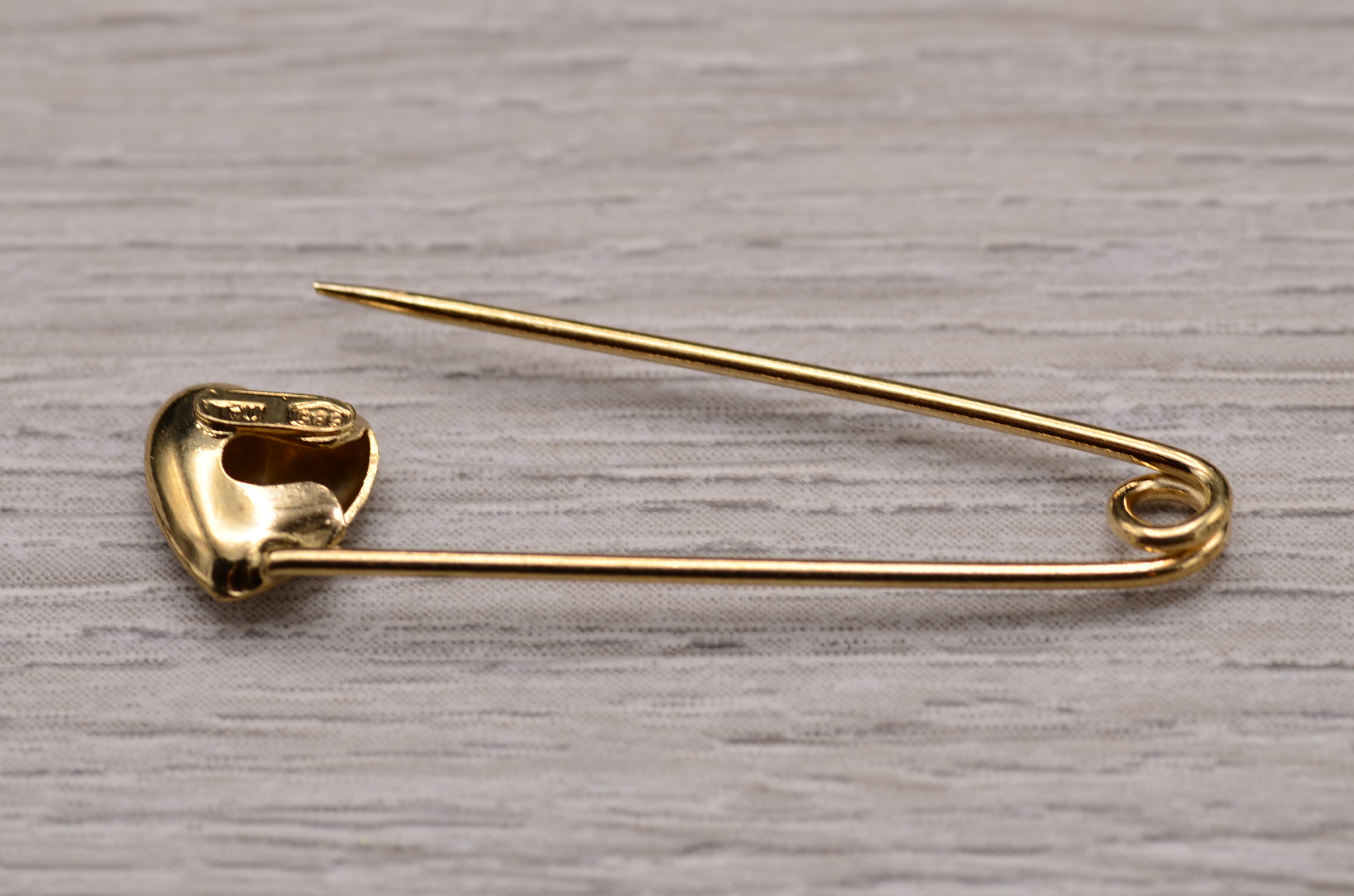 SOLD - The Bridgewater: Vintage Safety Pin in Yellow Gold with Heart Shaped Closure - Image 4