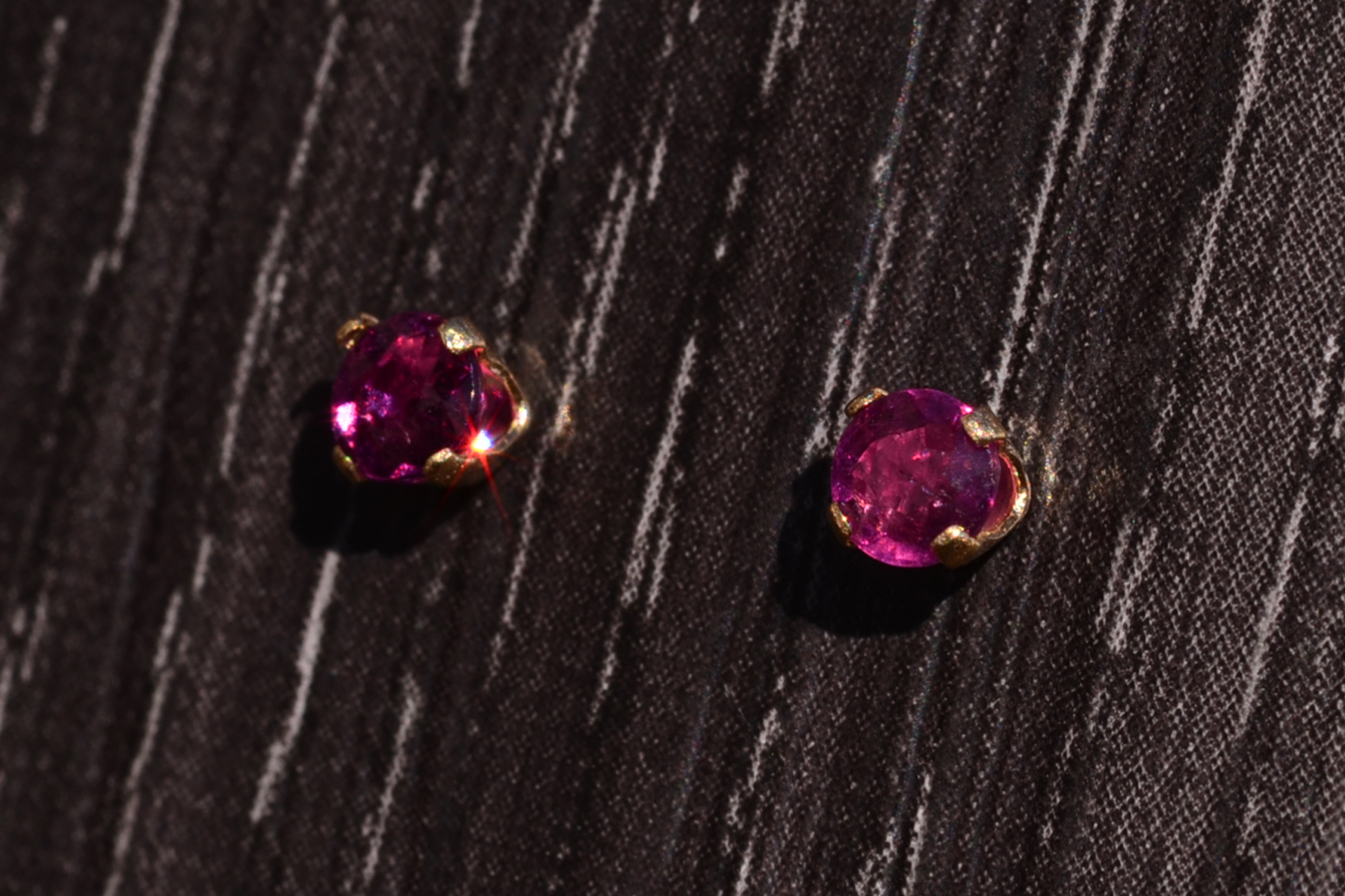 The Gar: Natural Garnet Stud Earrings in Yellow Gold - Image 3