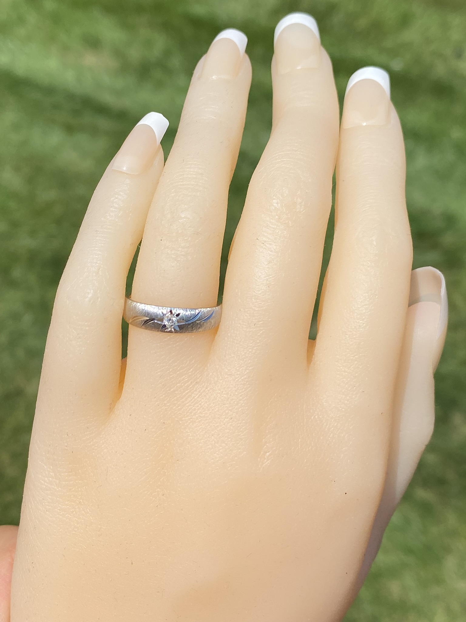 SOLD - The Agnew Ave: Mid Century Modern Textured Natural Diamond Ring - Image 8