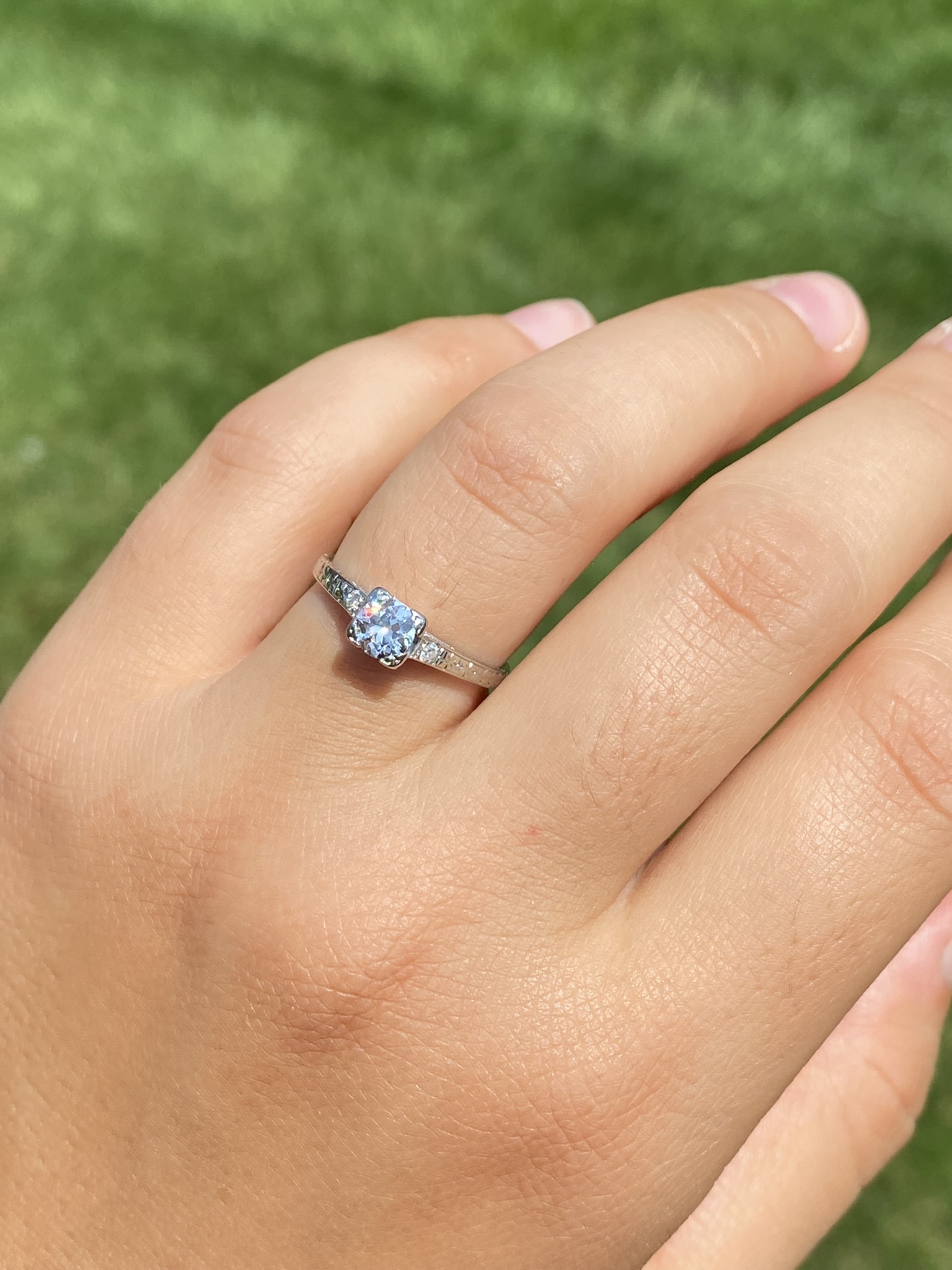 The Etna Street: Antique Art Deco Engagement Ring with Old European Cut Natural Diamond - Image 9