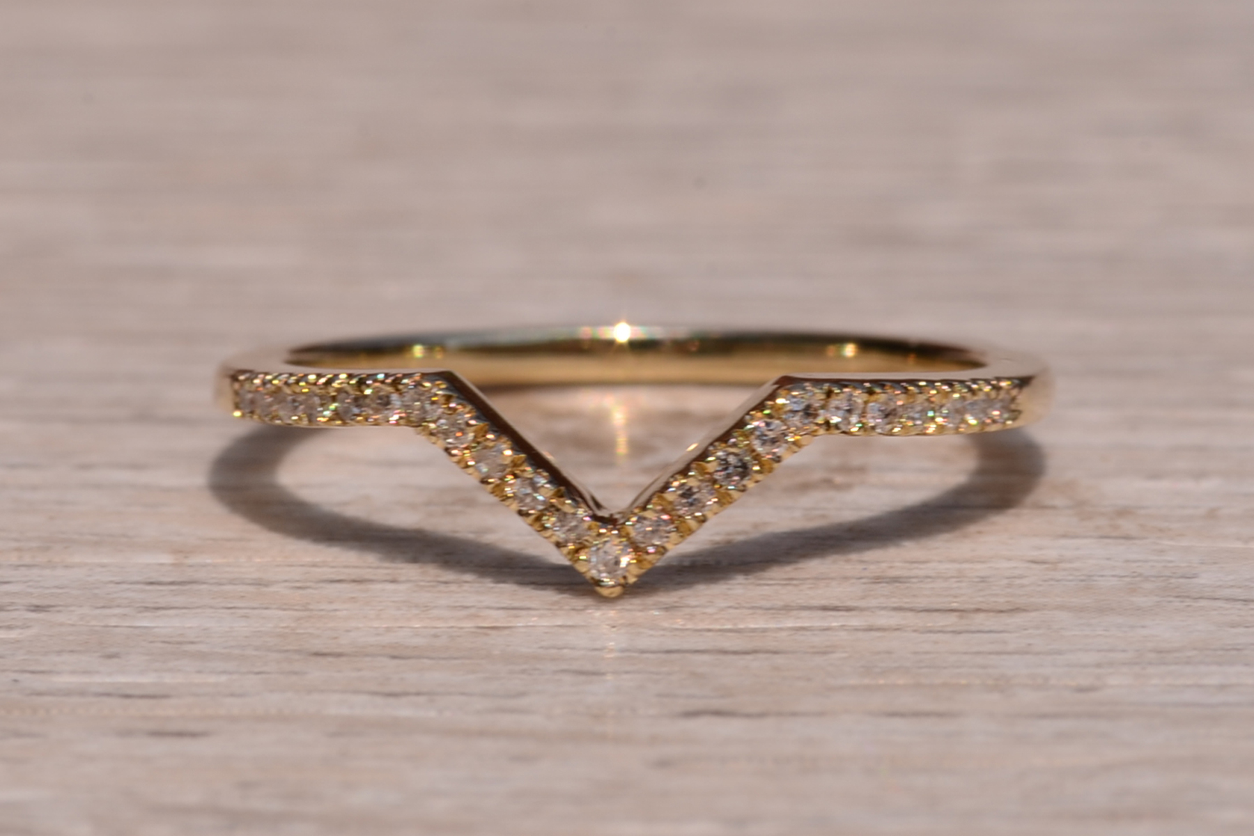 The Edison Street: Yellow Gold Diamond Chevron Band - Image 7