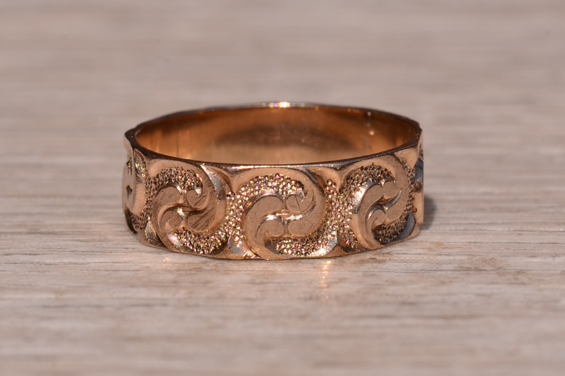 SOLD - The Revere Road: Georgian Era Band in Rose Gold with Hand Engraving - Image 3