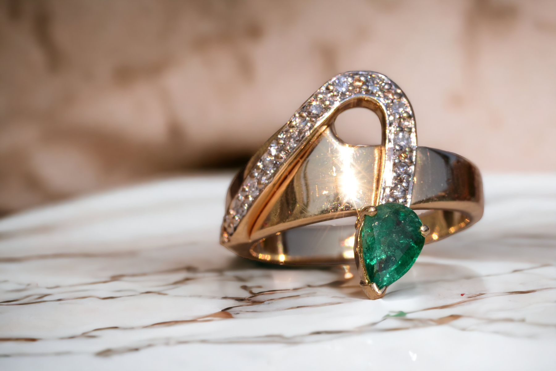 SOLD - The Long Creek: Vintage Yellow Gold Emerald and Diamond Ring - Image 11