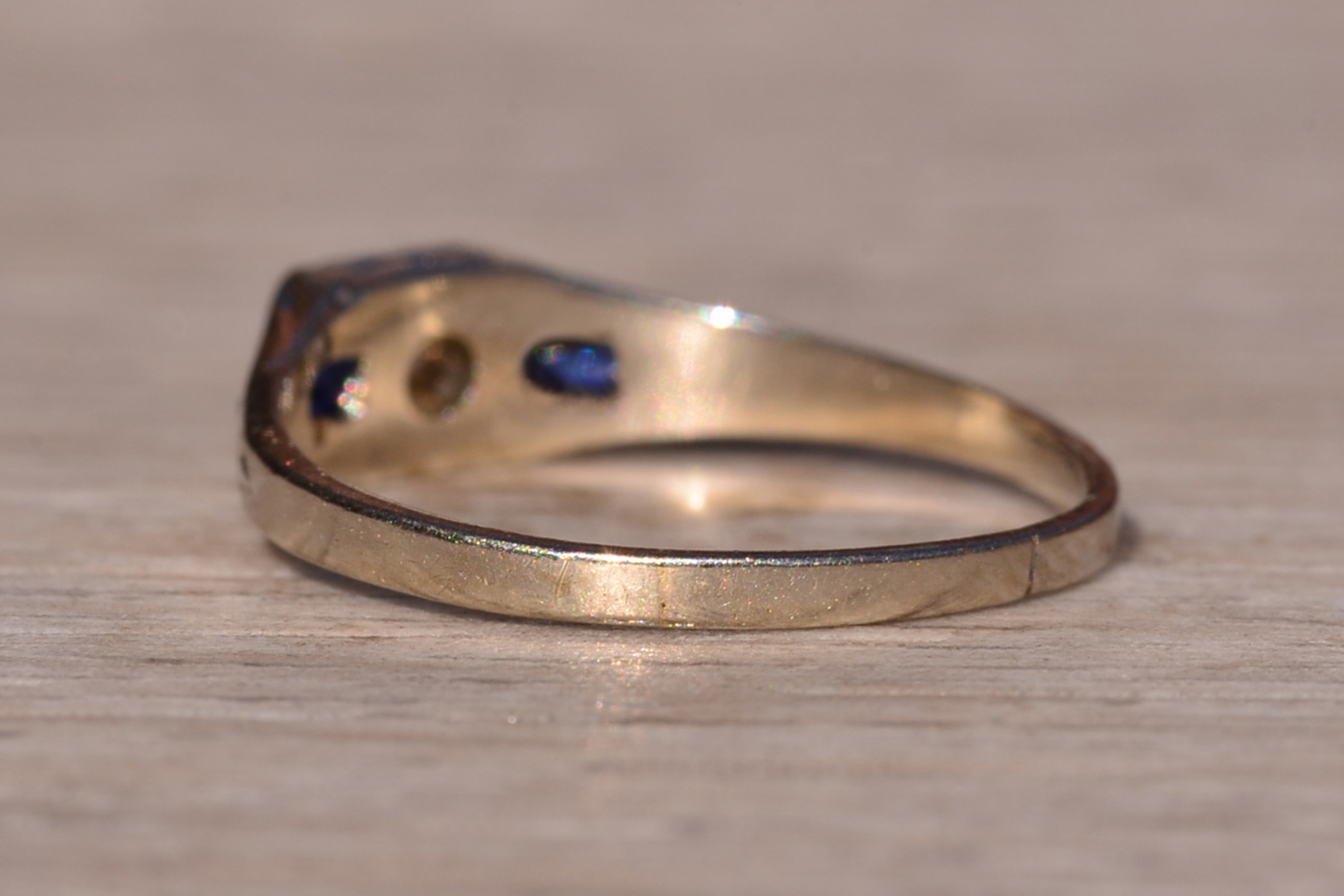 SOLD - The 154th Street: Antique Art Deco Diamond and Sapphire Ring in White Gold - Image 4