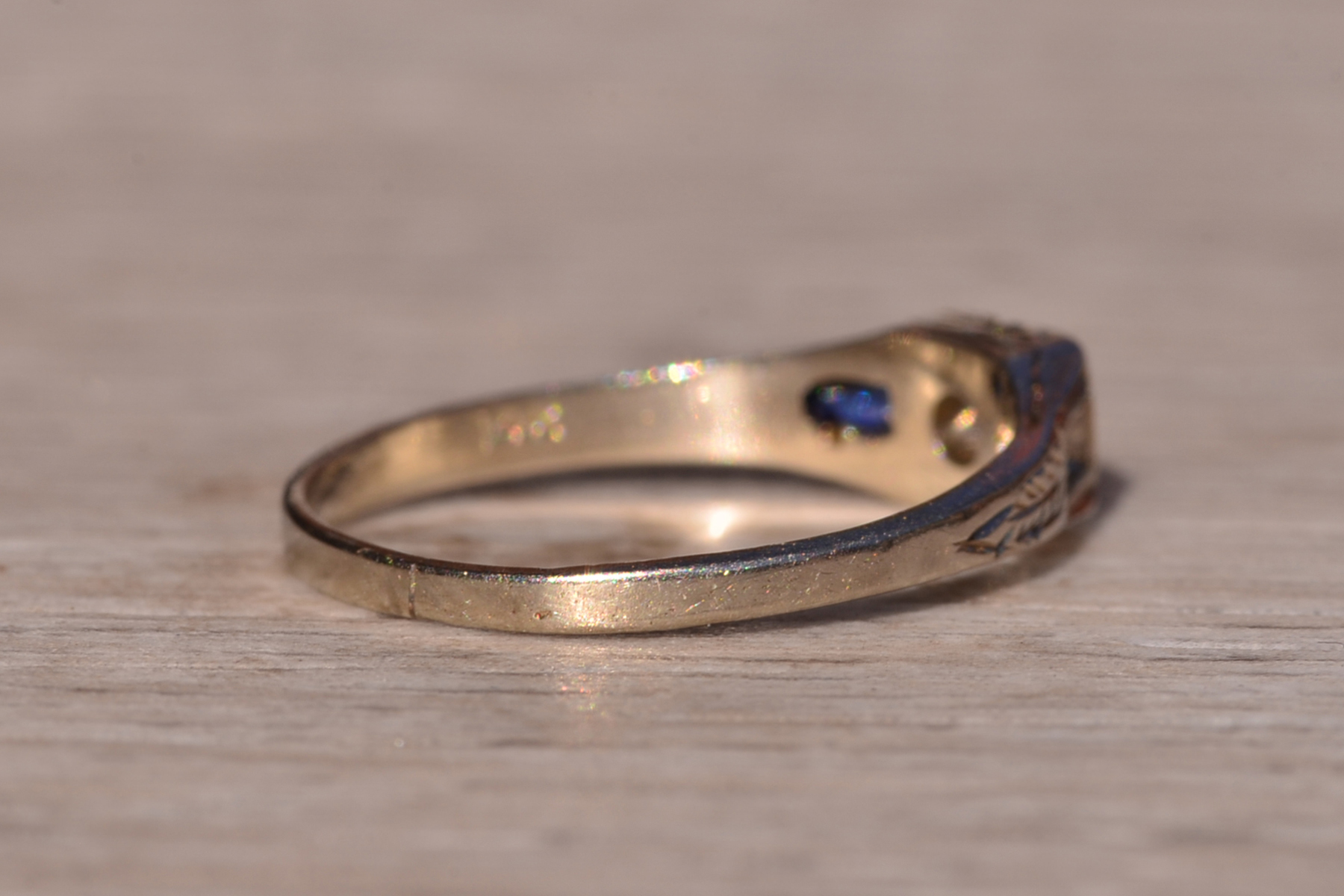 SOLD - The 154th Street: Antique Art Deco Diamond and Sapphire Ring in White Gold - Image 5
