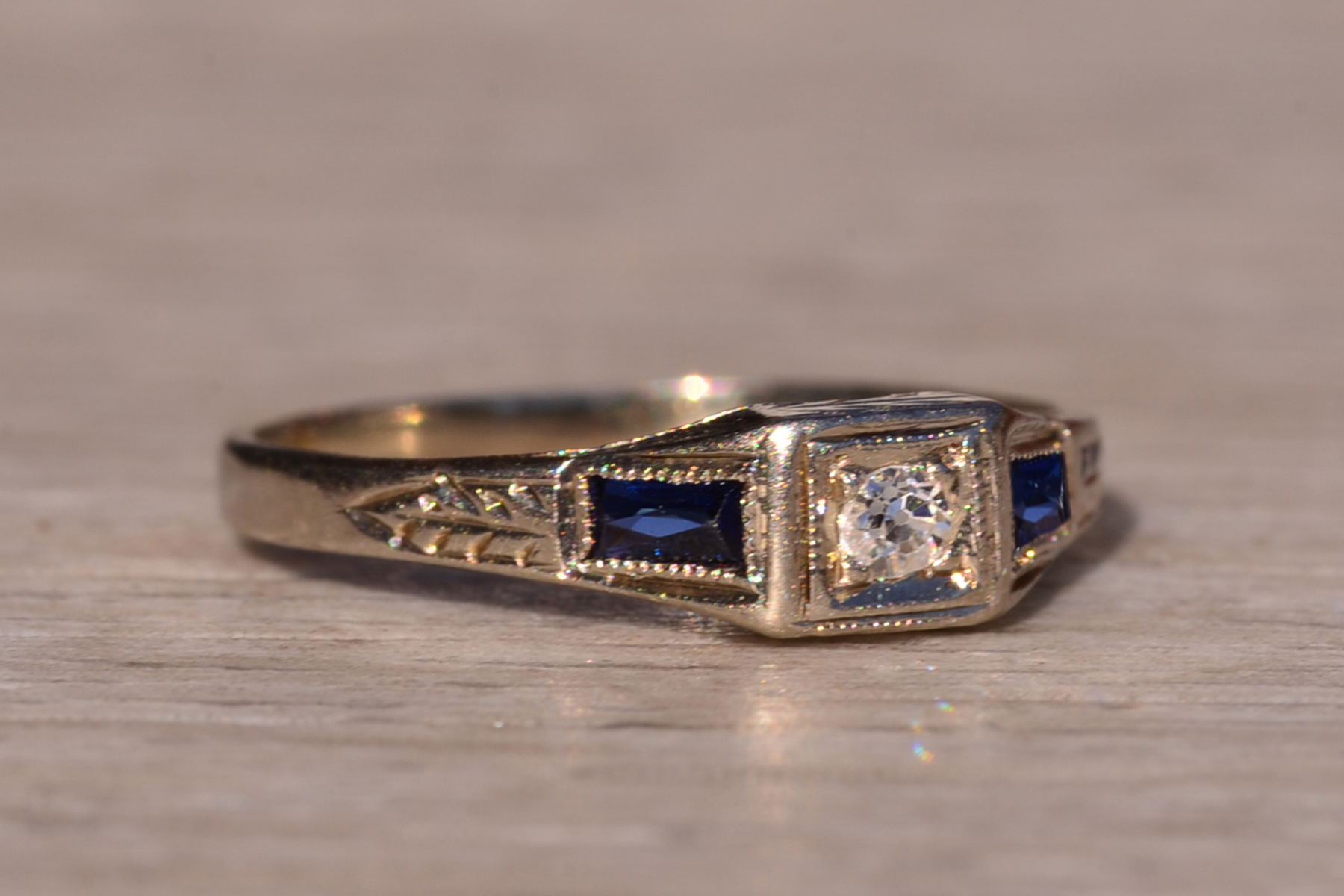 SOLD - The 154th Street: Antique Art Deco Diamond and Sapphire Ring in White Gold - Image 6
