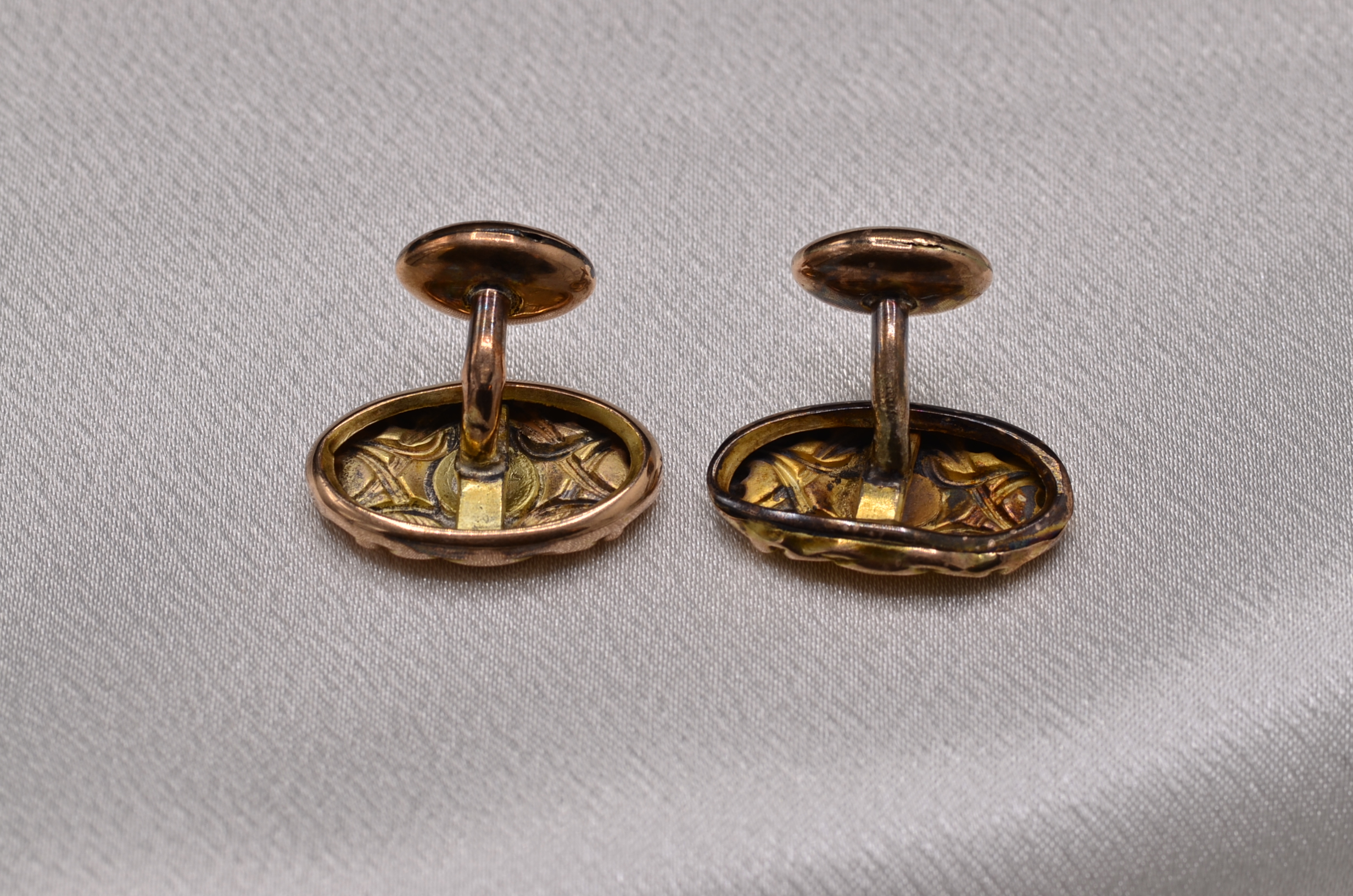 The 155th Street: Art Nouveau Cufflinks in Rose Gold - Image 4