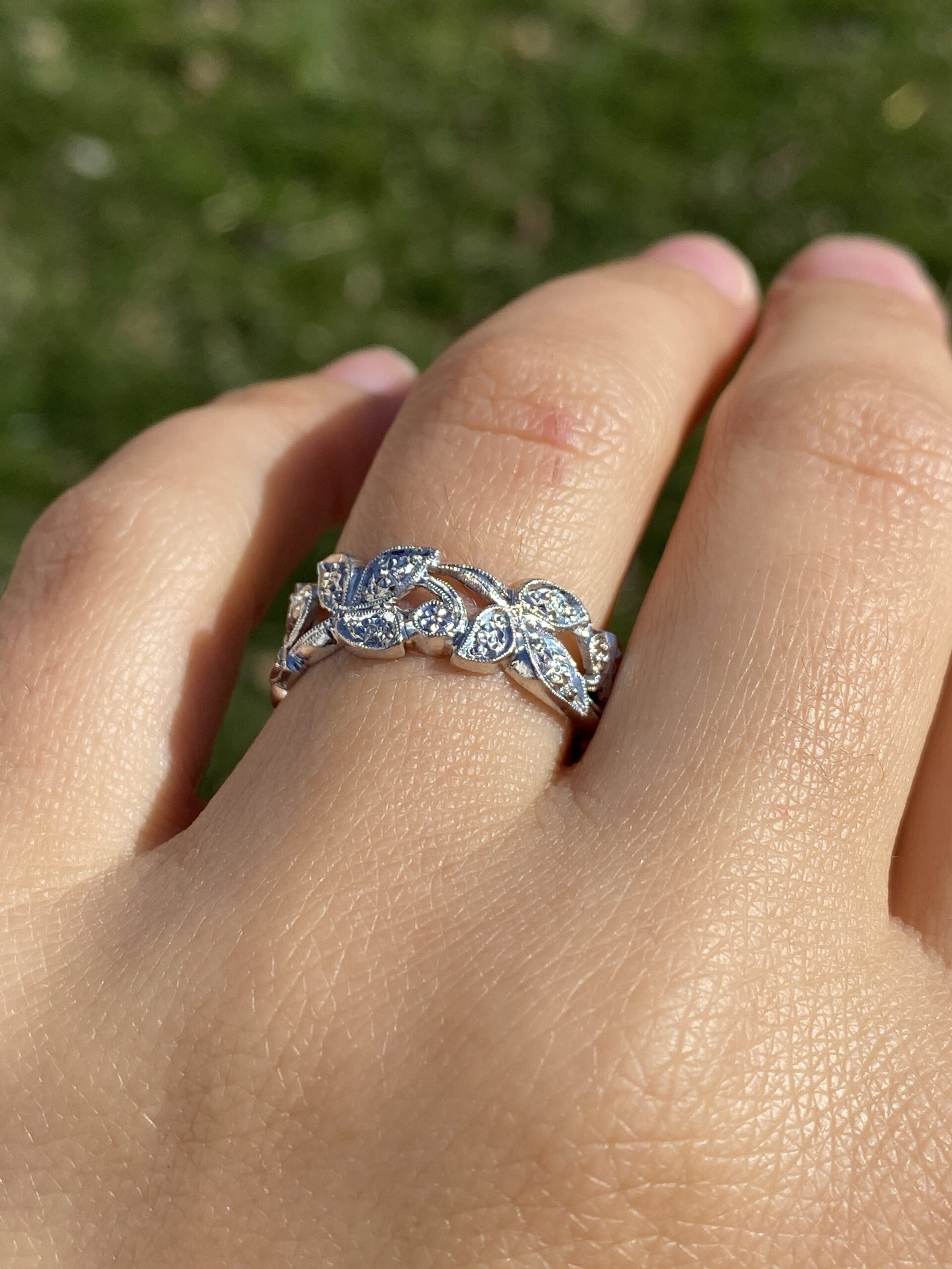 SOLD - The Bastide: Antique Foliage Eternity Filigree Band in Platinum - Image 8