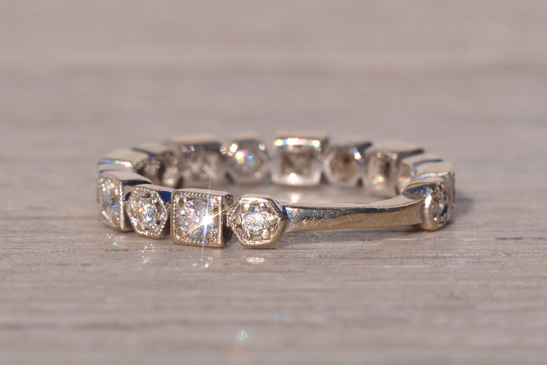 The Sirmione: Shaped Station Stackable Band With Natural Diamonds in White Gold - Image 3