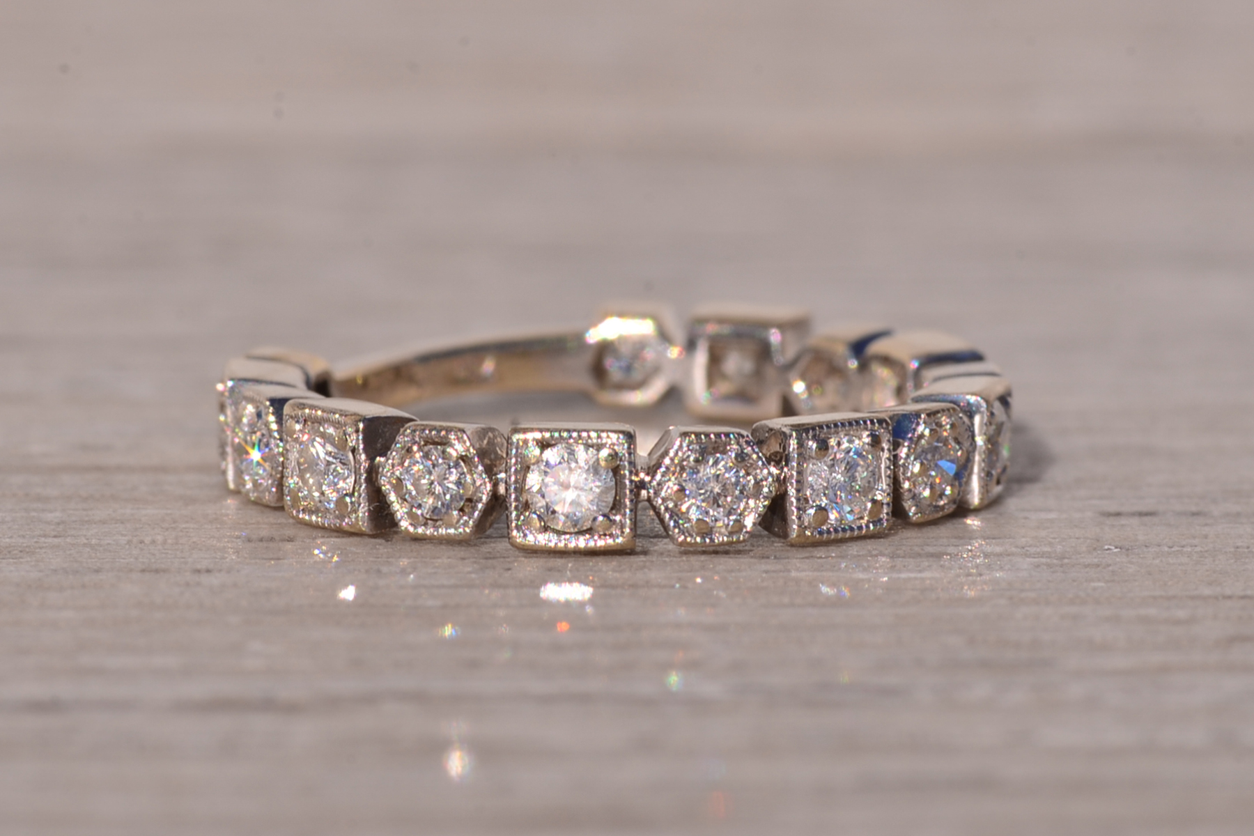 The Sirmione: Shaped Station Stackable Band With Natural Diamonds in White Gold - Image 6