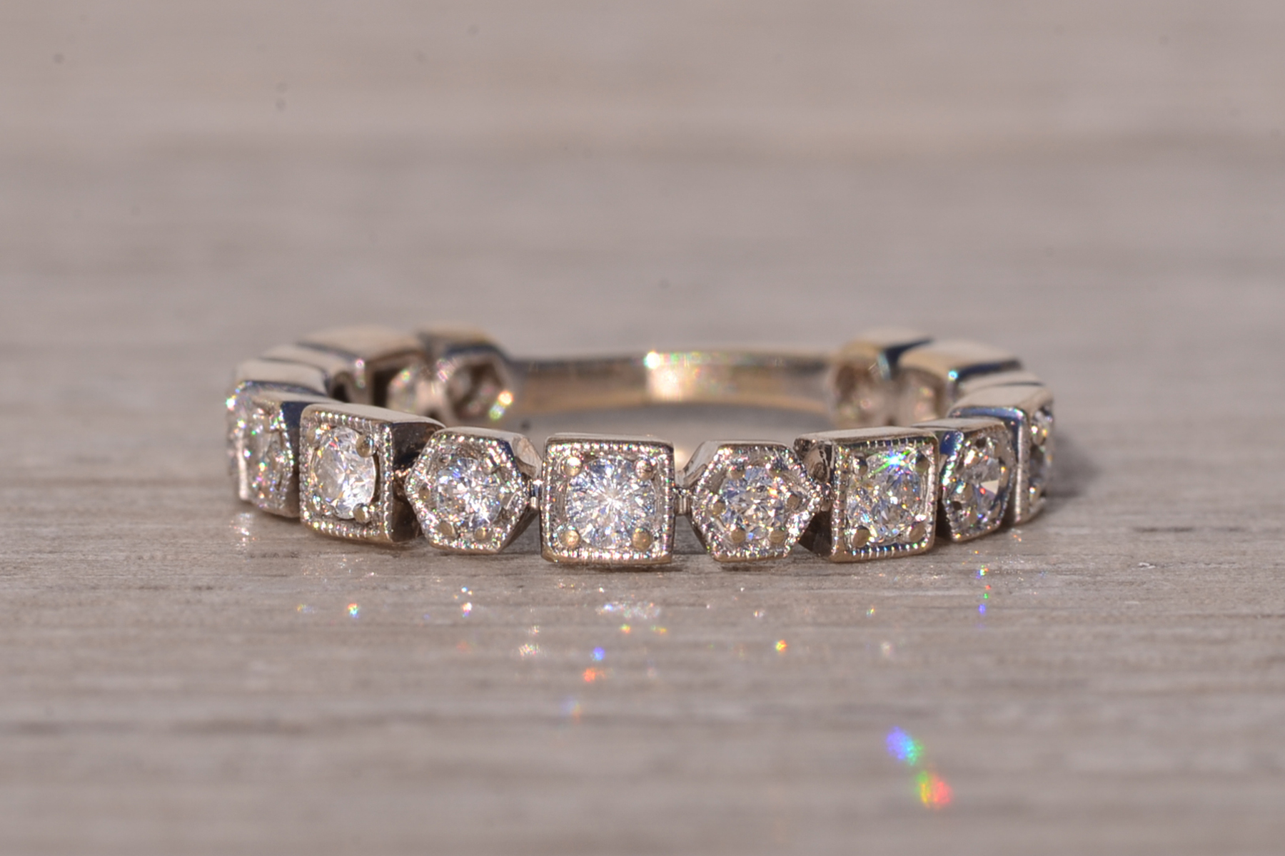 The Sirmione: Shaped Station Stackable Band With Natural Diamonds in White Gold - Image 7