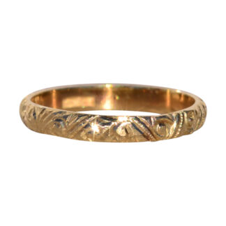 The Chioggia: Hand Engraved Signed Larter Ring in Yellow Gold