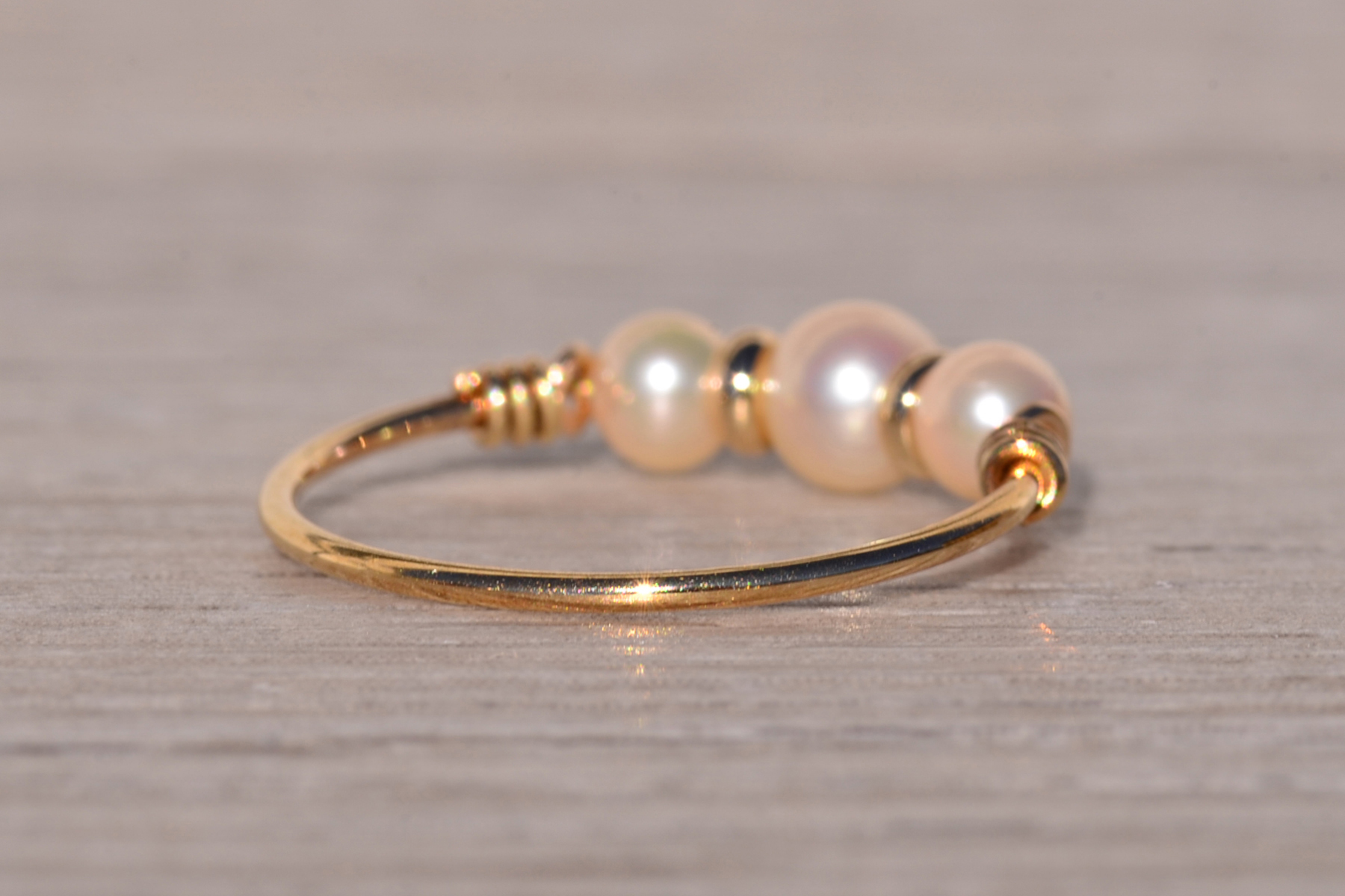The Asolo: Triple Pearl Ring in Yellow Gold - Image 5