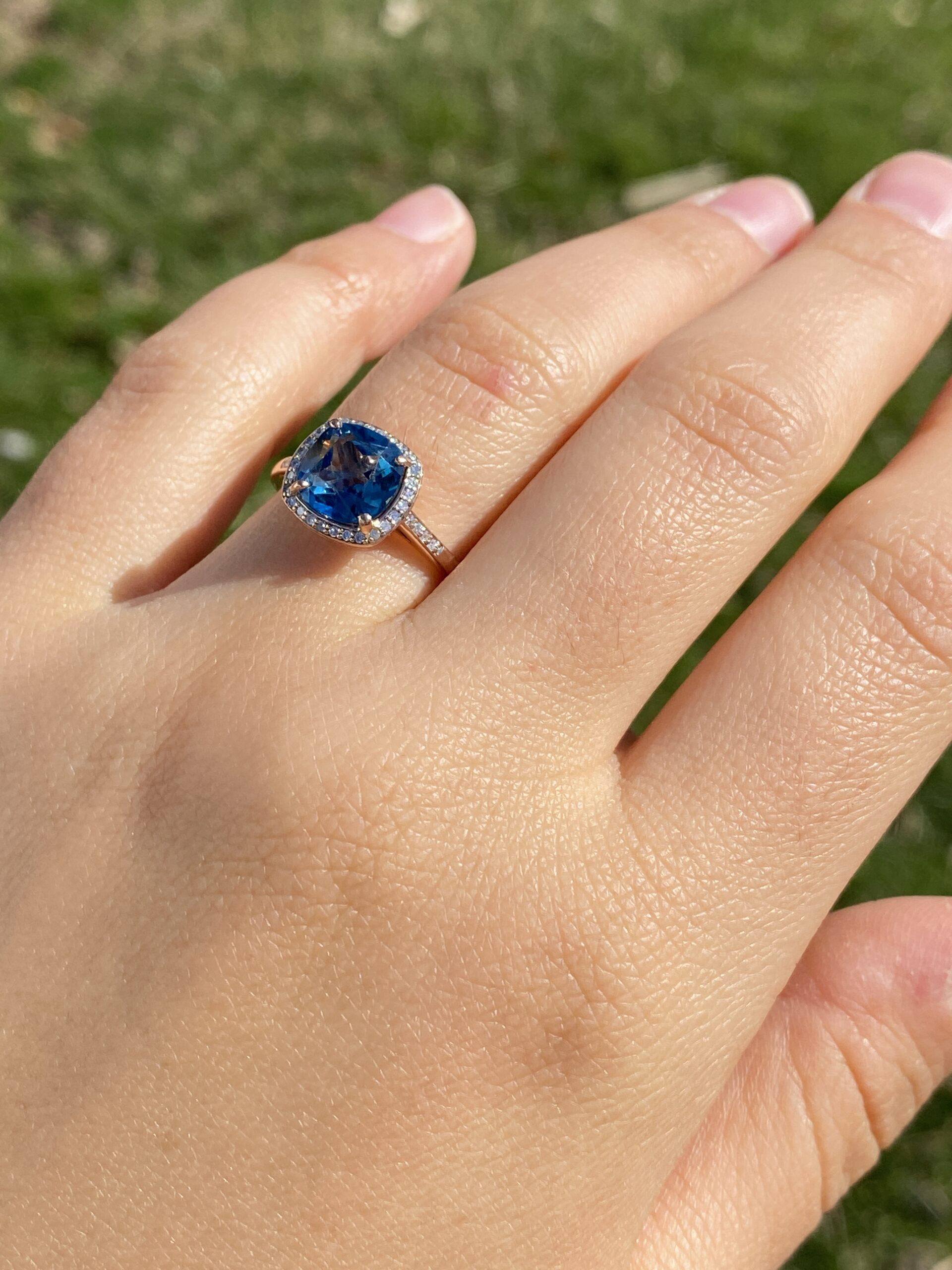 The Arqua: London Blue Topaz and Natural Diamond Ring in Rose Gold - Image 9