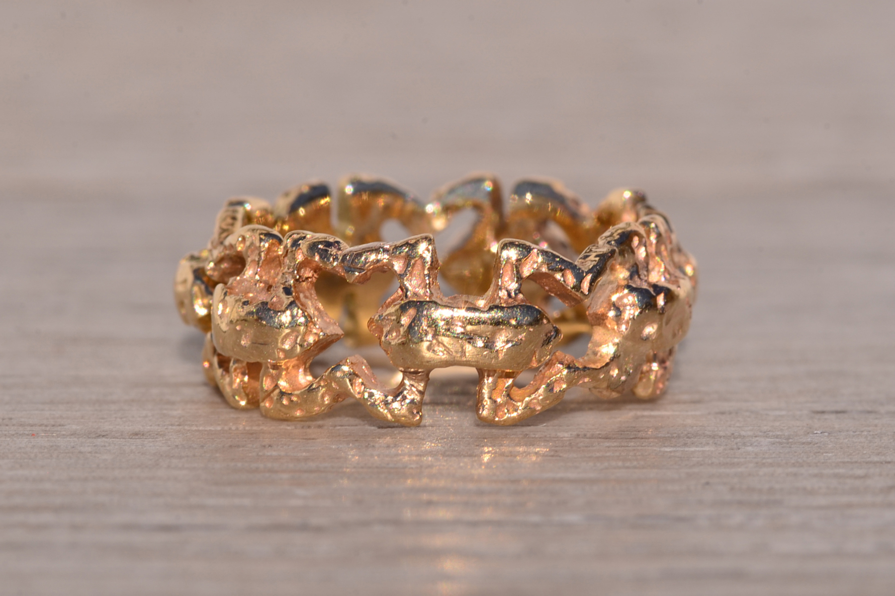 The Miano : Mid Century Yellow Gold Band - Image 4