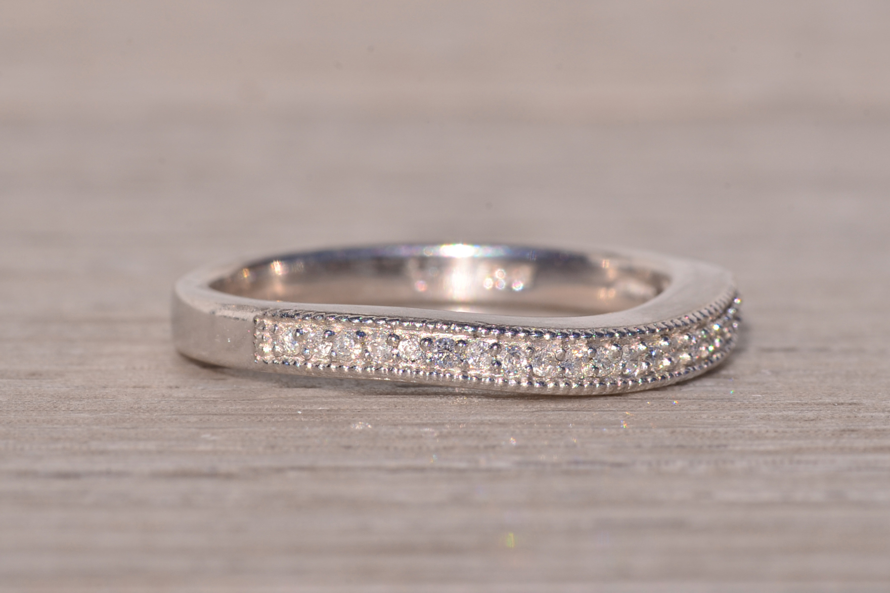 The Ceduna: Natural Diamond Contour Band in Platinum - Image 6