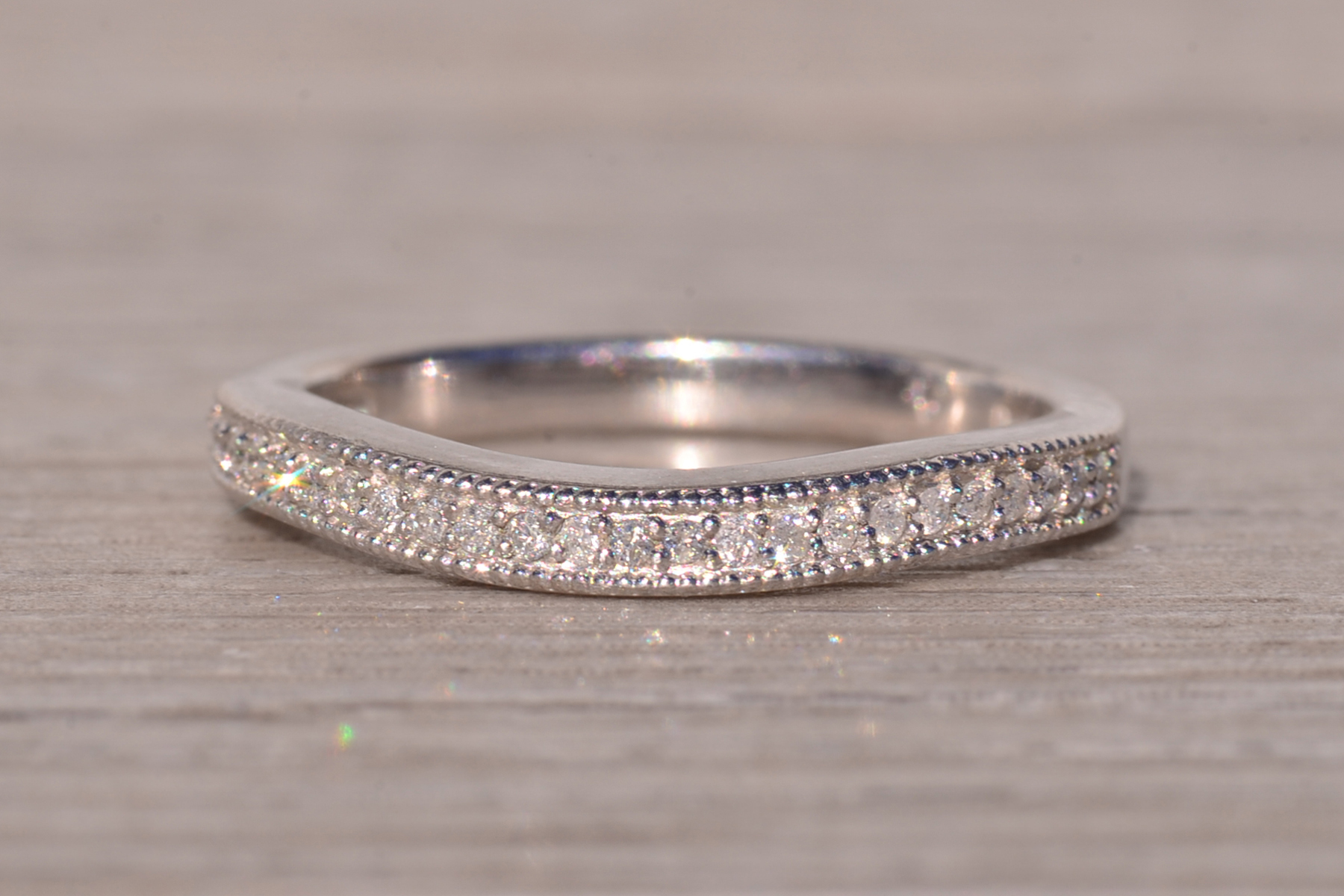 The Ceduna: Natural Diamond Contour Band in Platinum - Image 7