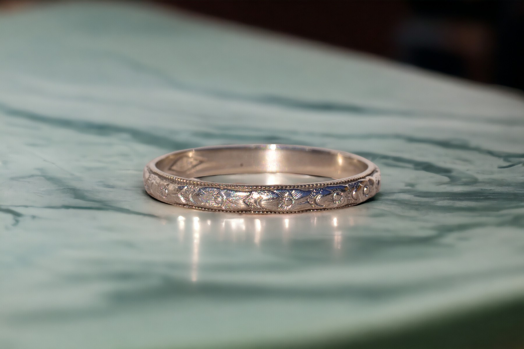 The Eraclae: Antique White Gold Patterned Band - Image 7