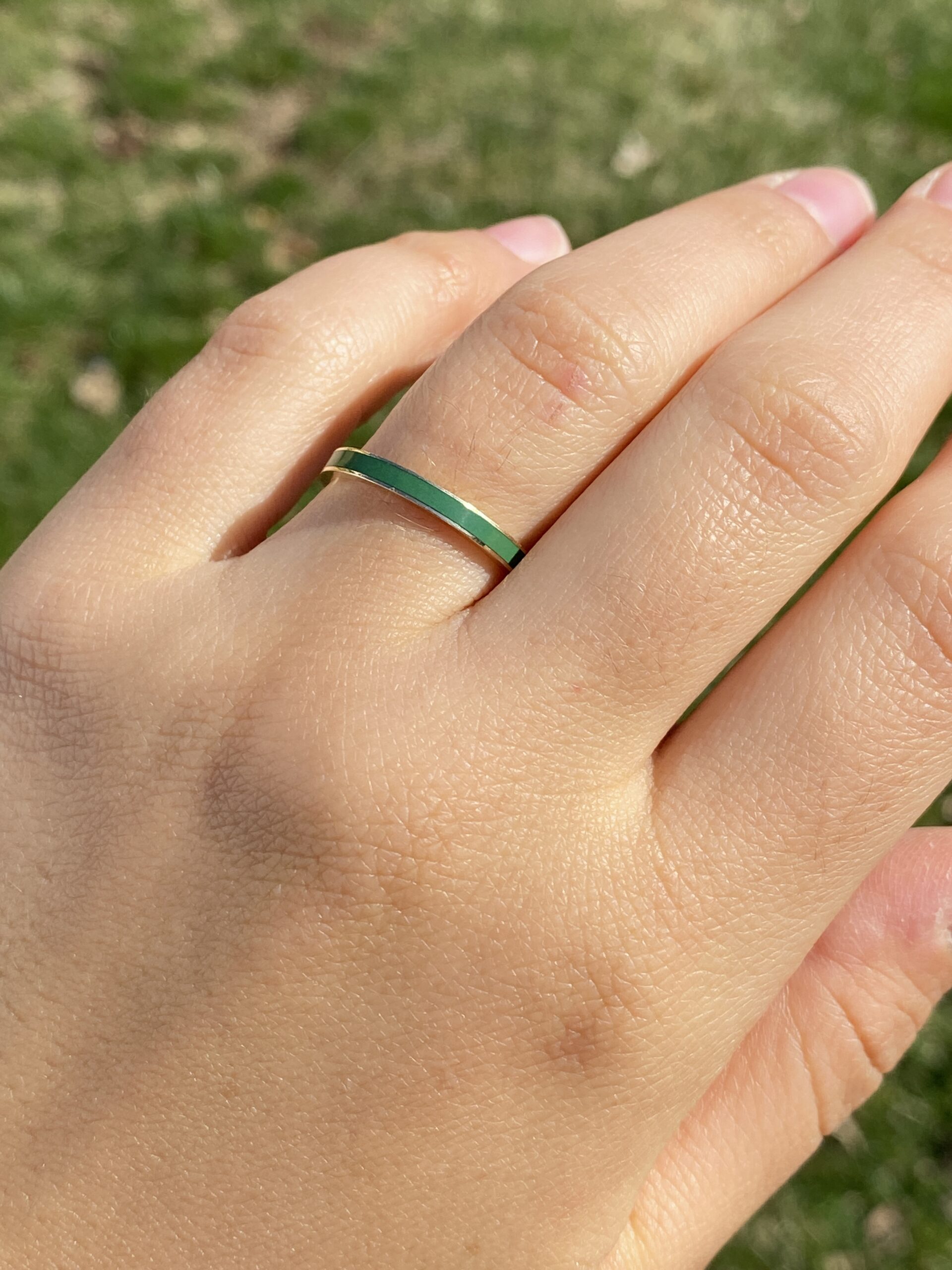 The Montecchio: Vintage Green Enamel Stackable Band in Yellow Gold - Image 6