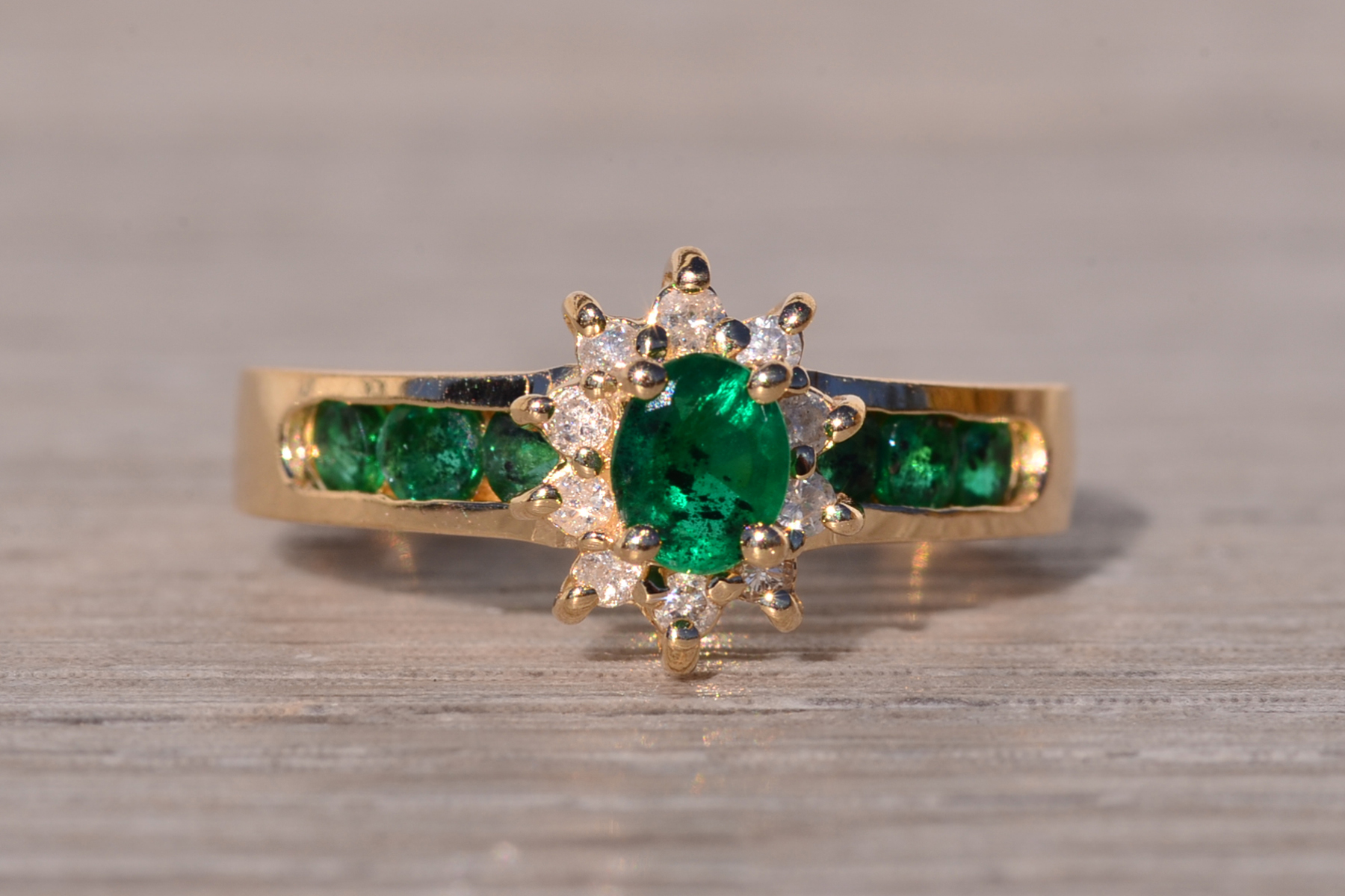 SOLD - The Equense: Vintage 1980's Natural Emerald and Diamond Ring in Yellow Gold - Image 7