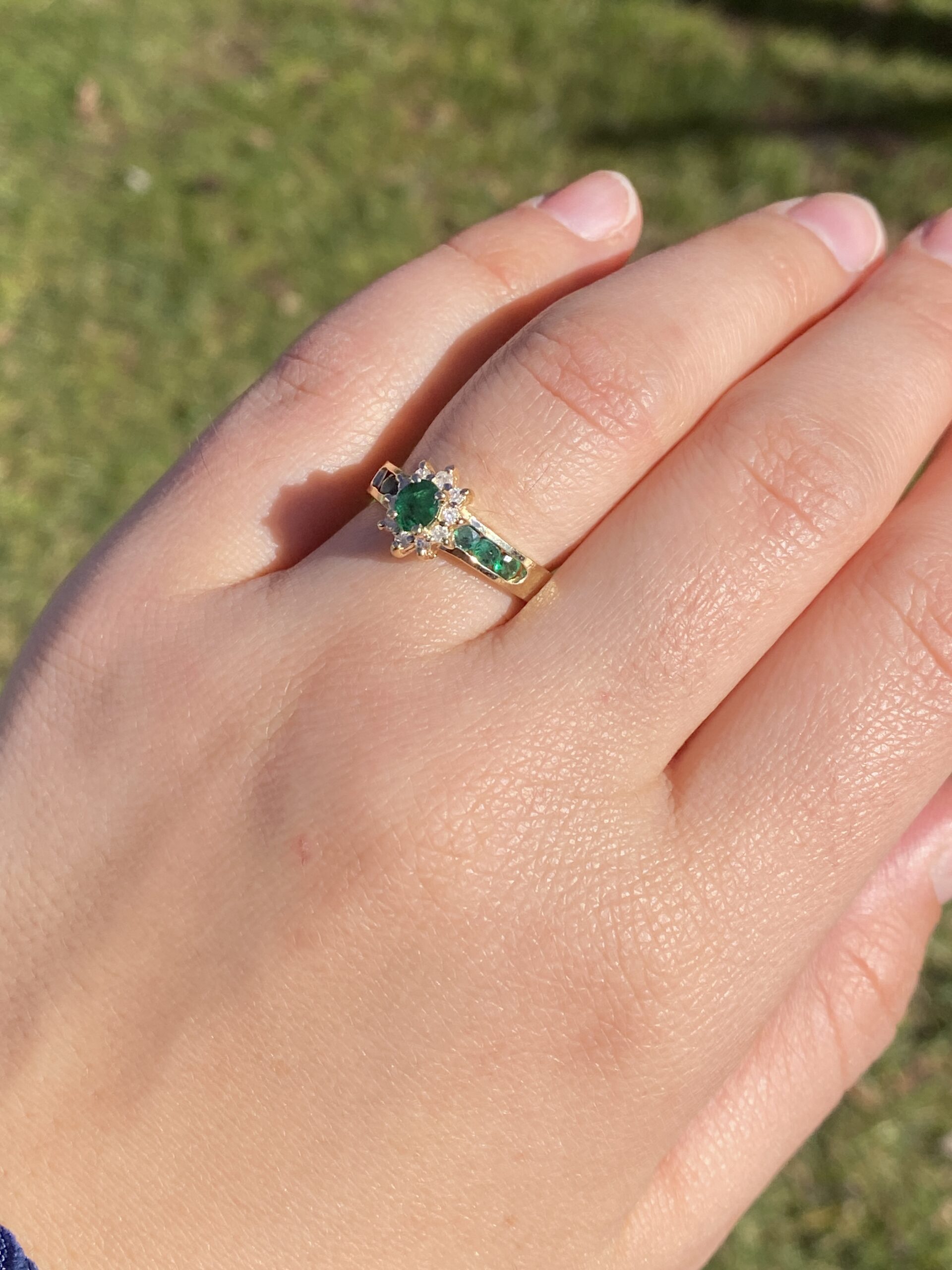 SOLD - The Equense: Vintage 1980's Natural Emerald and Diamond Ring in Yellow Gold - Image 9