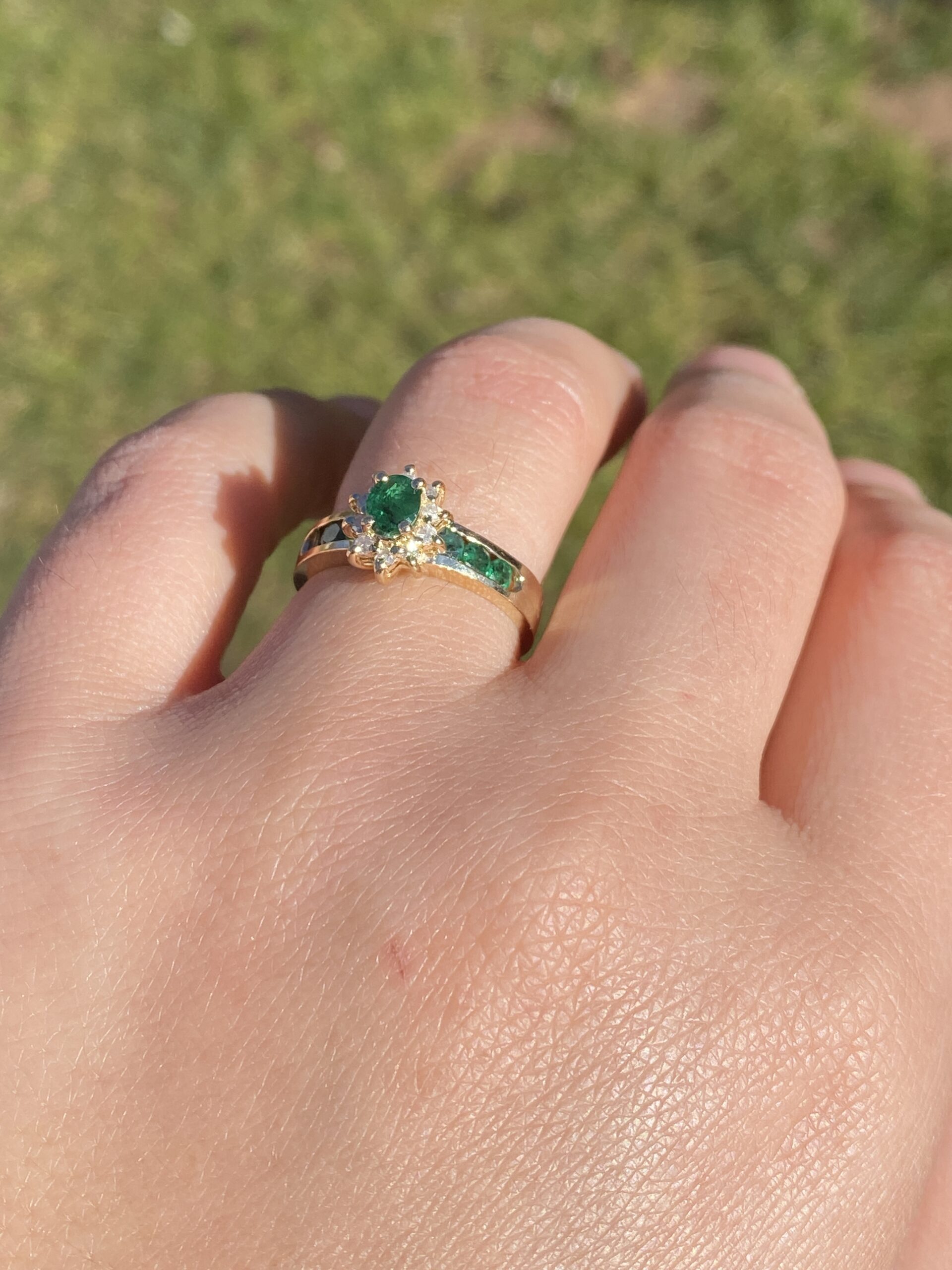 SOLD - The Equense: Vintage 1980's Natural Emerald and Diamond Ring in Yellow Gold - Image 10