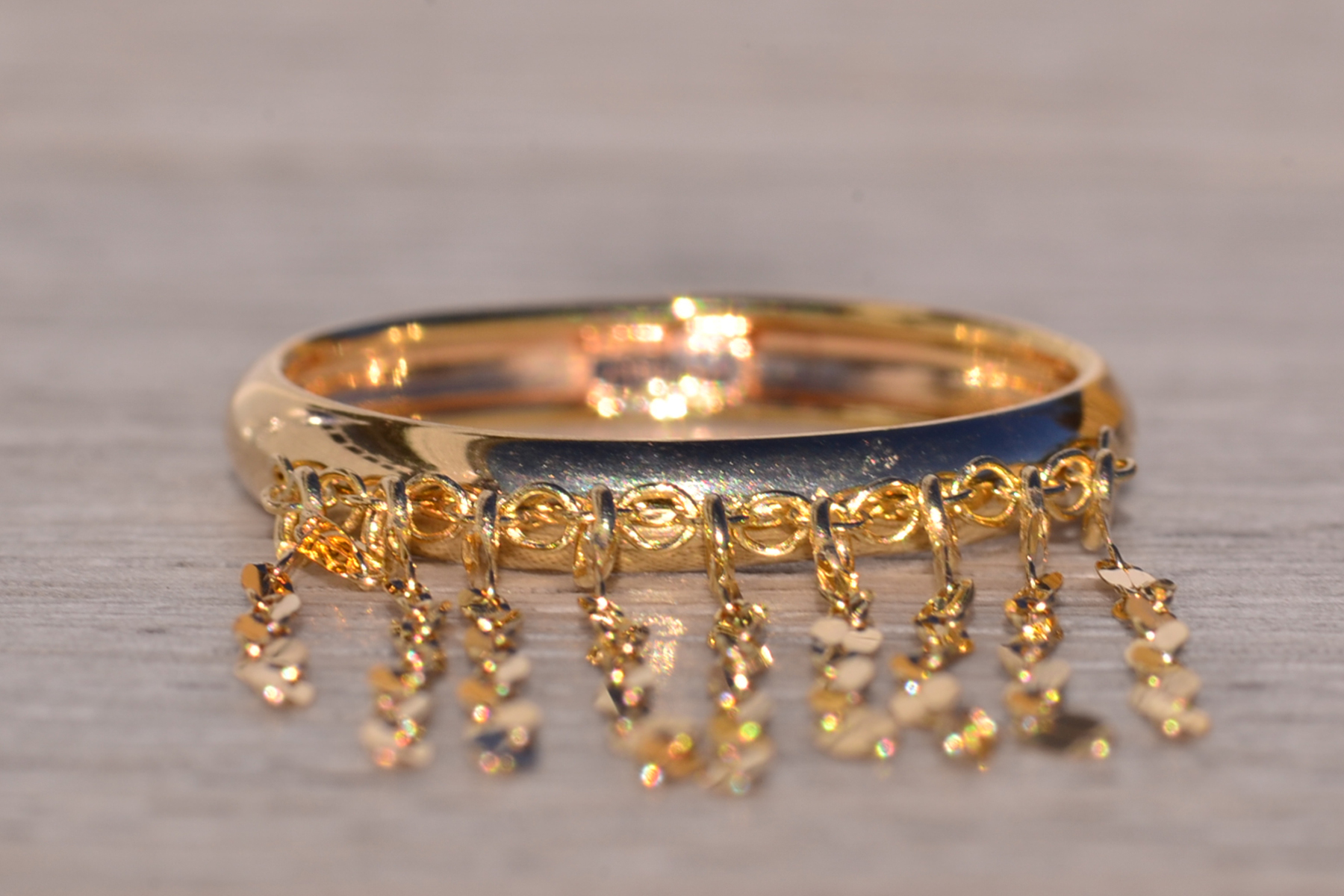 SOLD - The Garda: Playful Dangling Chain Ring in Yellow Gold - Image 7