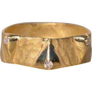The Docklands: Handmade Artisan Band in Yellow Gold with Natural Diamonds