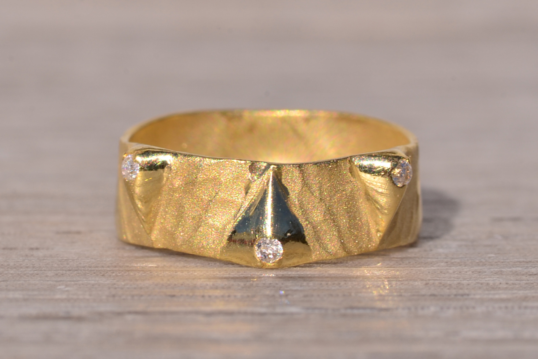 The Docklands: Handmade Artisan Band in Yellow Gold with Natural Diamonds - Image 7