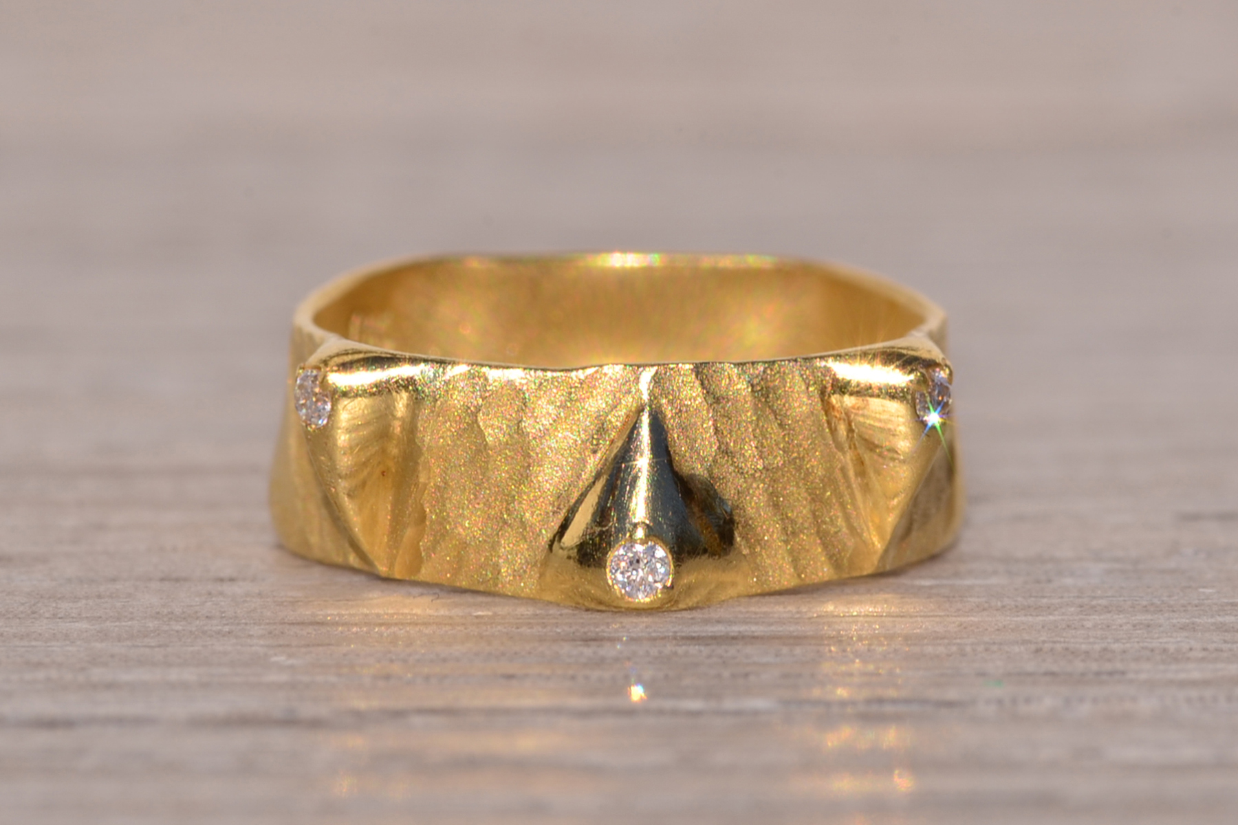 SOLD - The Rovigo: Yellow Gold Textured Ring with Natural Diamonds - Image 6