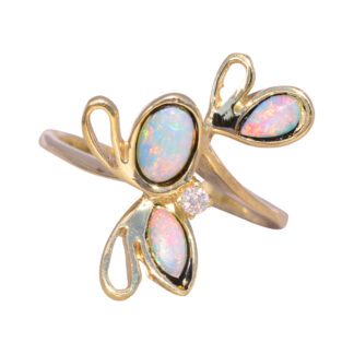 The Opal Elegance: Australian Opal and Natural Diamond Ring in Yellow Gold