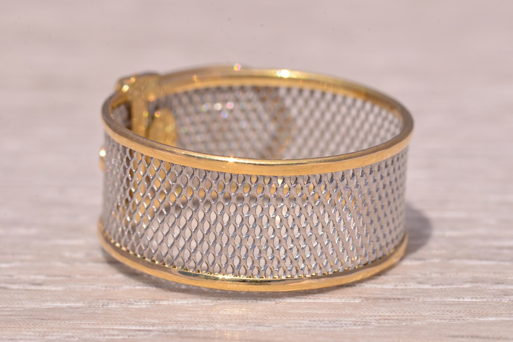 The Milano Mesh: Platinum and Yellow Gold Buckle Ring - Image 4