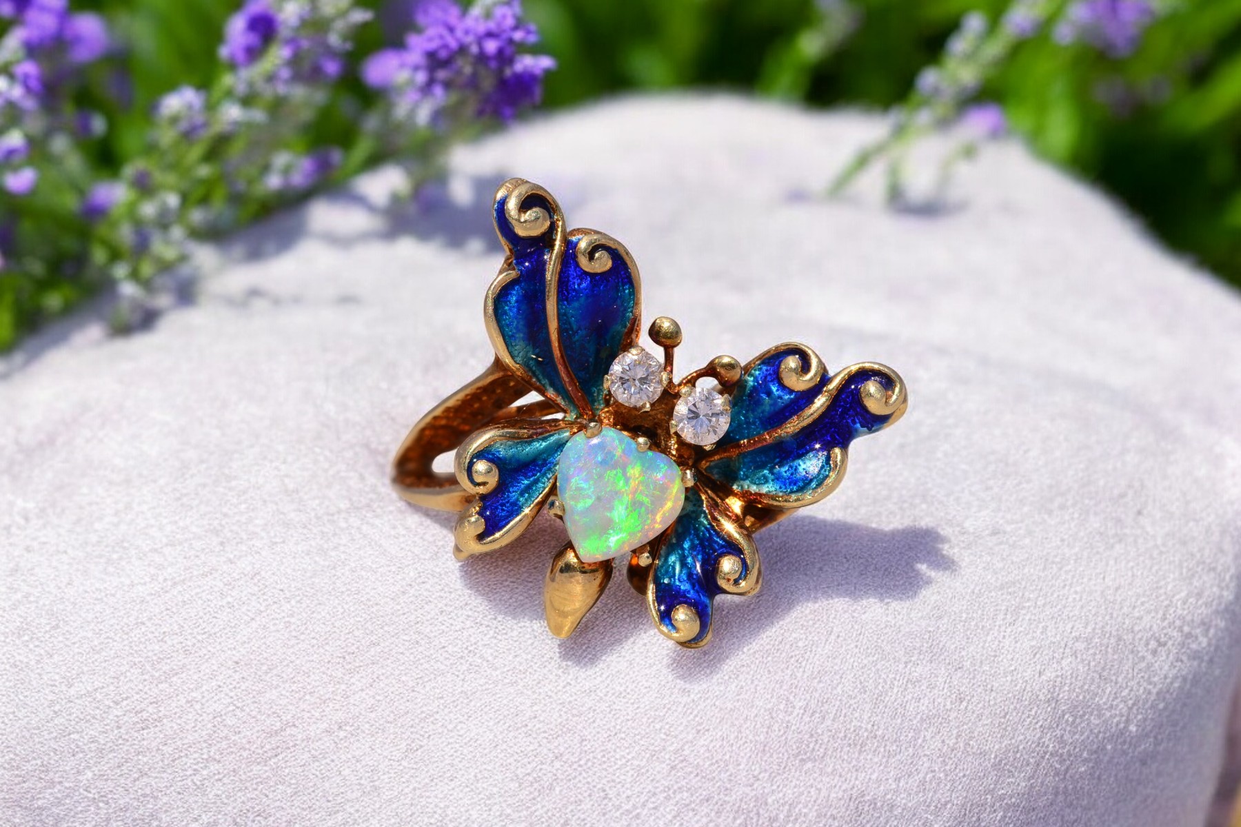 The Butterfly Bloom: Australian Opal and Natural Diamond Ring in Yellow Gold - Image 11
