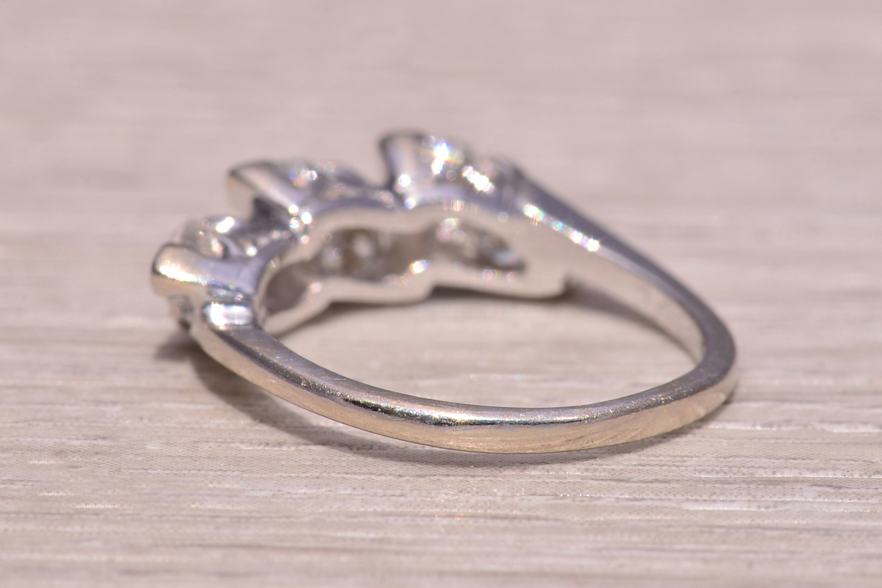 The Starlet: Natural Diamond Ring in White Gold - Image 4
