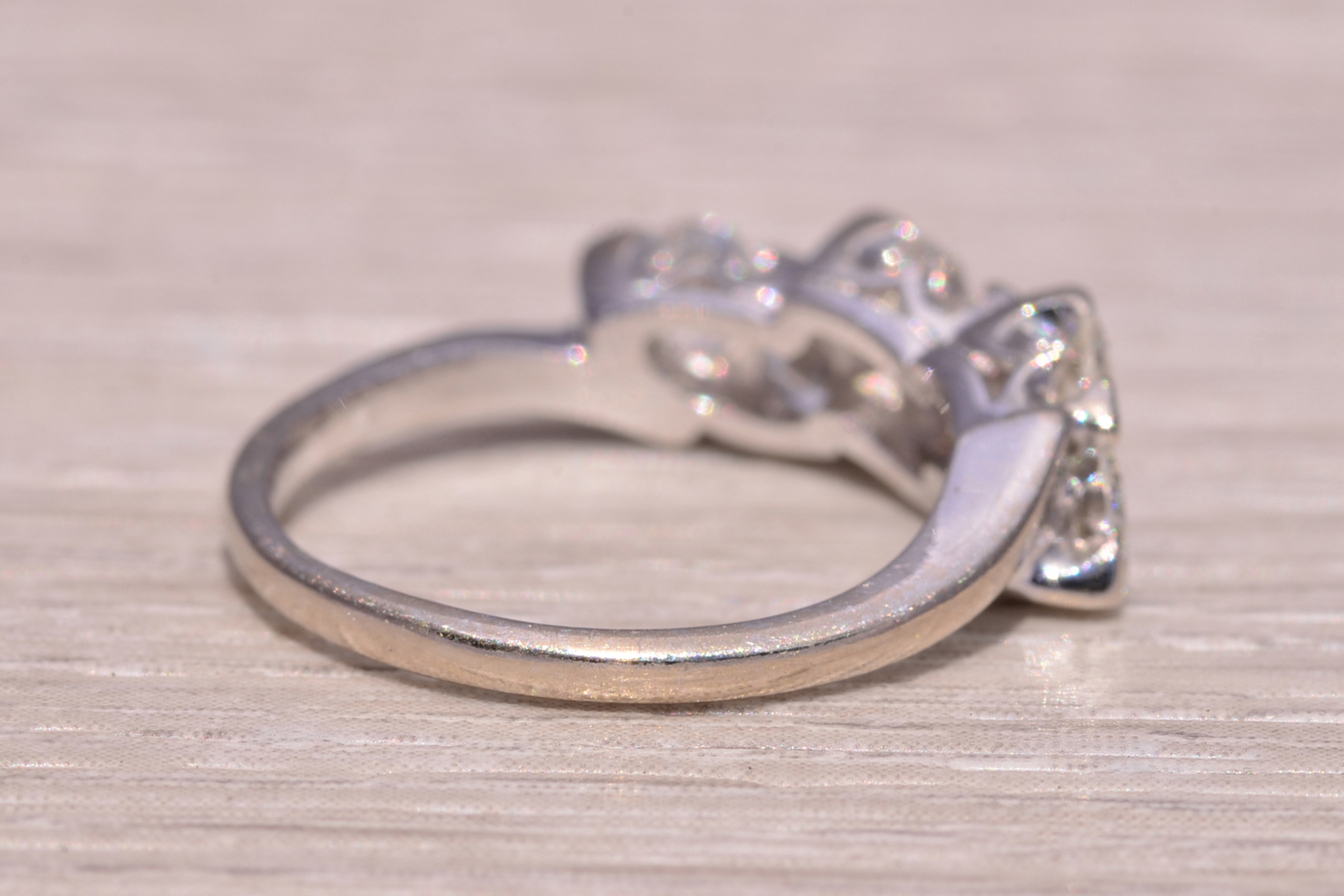The Starlet: Natural Diamond Ring in White Gold - Image 5