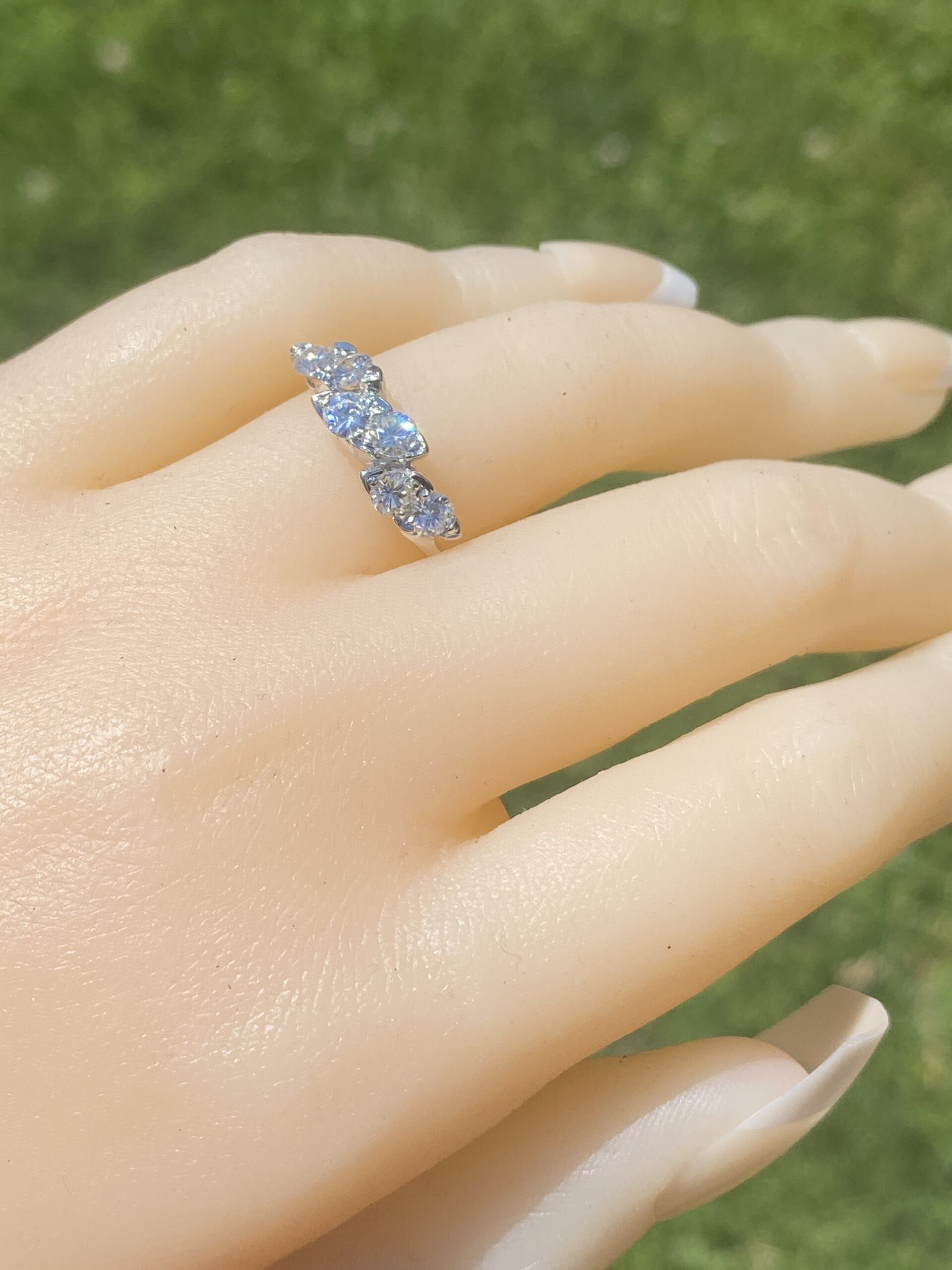 The Starlet: Natural Diamond Ring in White Gold - Image 9