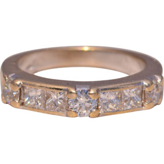 The Golden Harmony: Natural Diamond Ring in Yellow Gold
