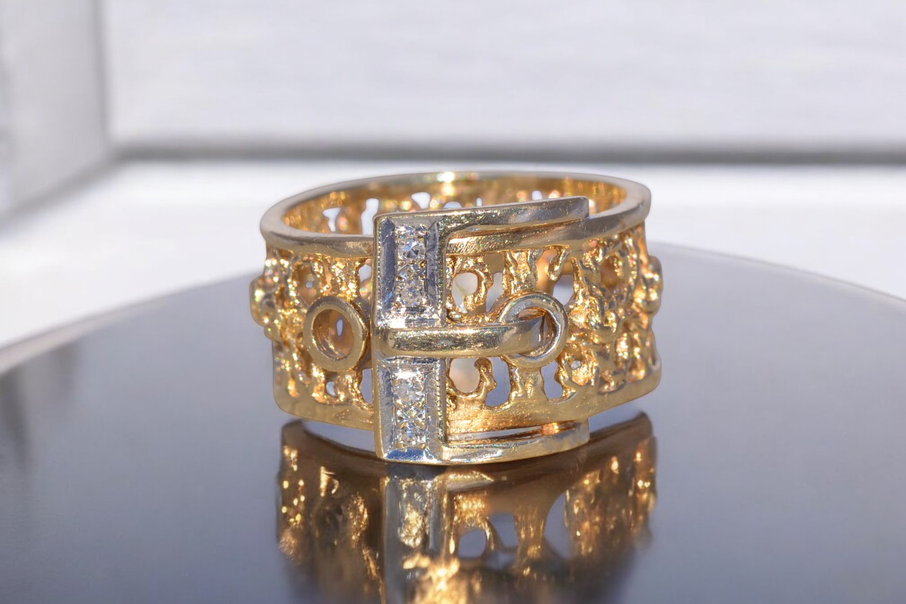 The Buckle Motif: Natural Diamond Ring in Yellow and White Gold - Image 11