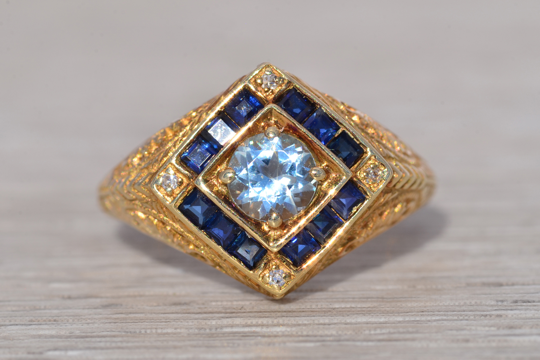 The Deco Revival: Aquamarine, Sapphire, and Natural Diamond Ring in Yellow Gold - Image 2
