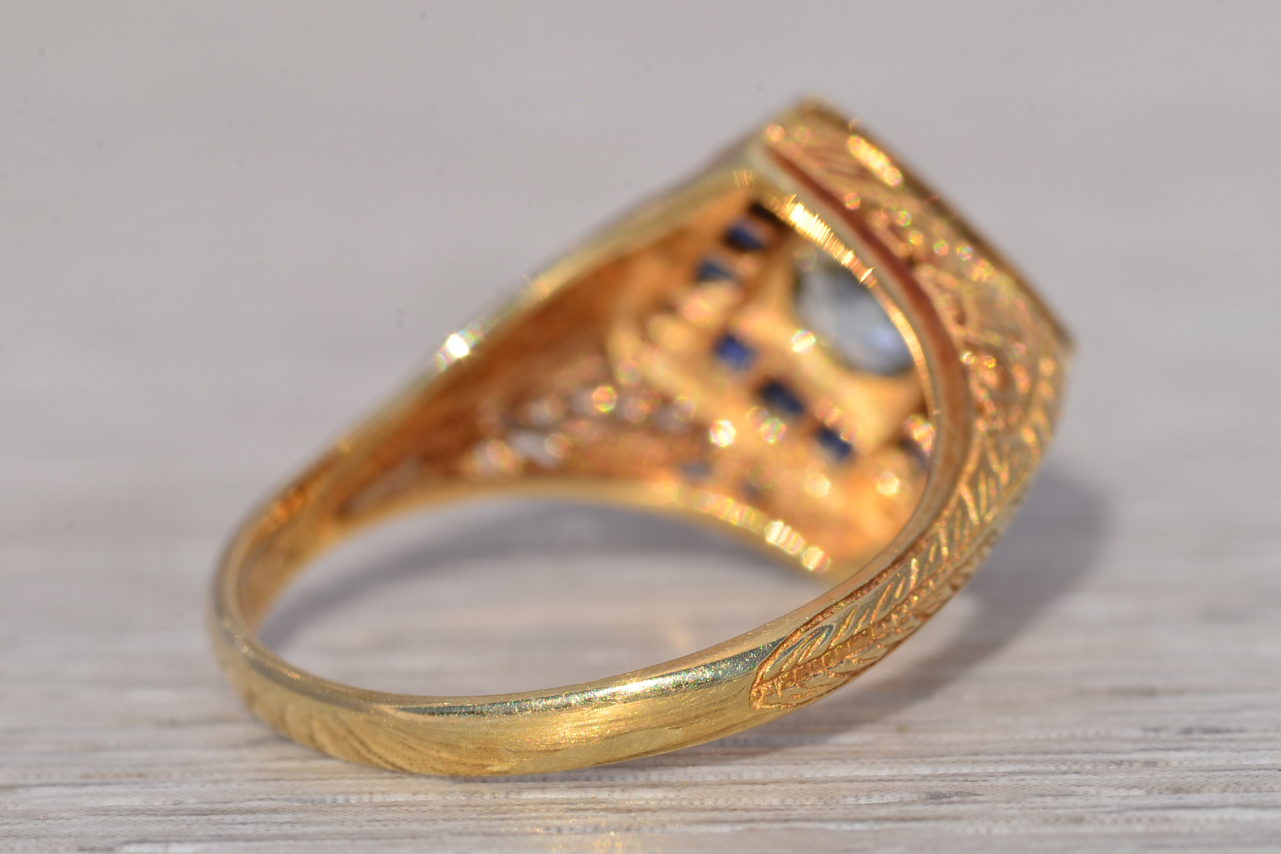 The Deco Revival: Aquamarine, Sapphire, and Natural Diamond Ring in Yellow Gold - Image 5