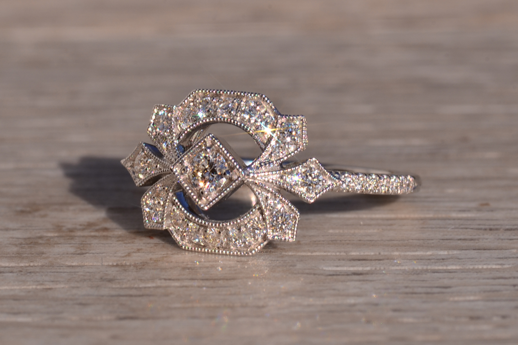 The 39th Avenue: Gabriel & Company Ring with Natural Diamonds - Image 3