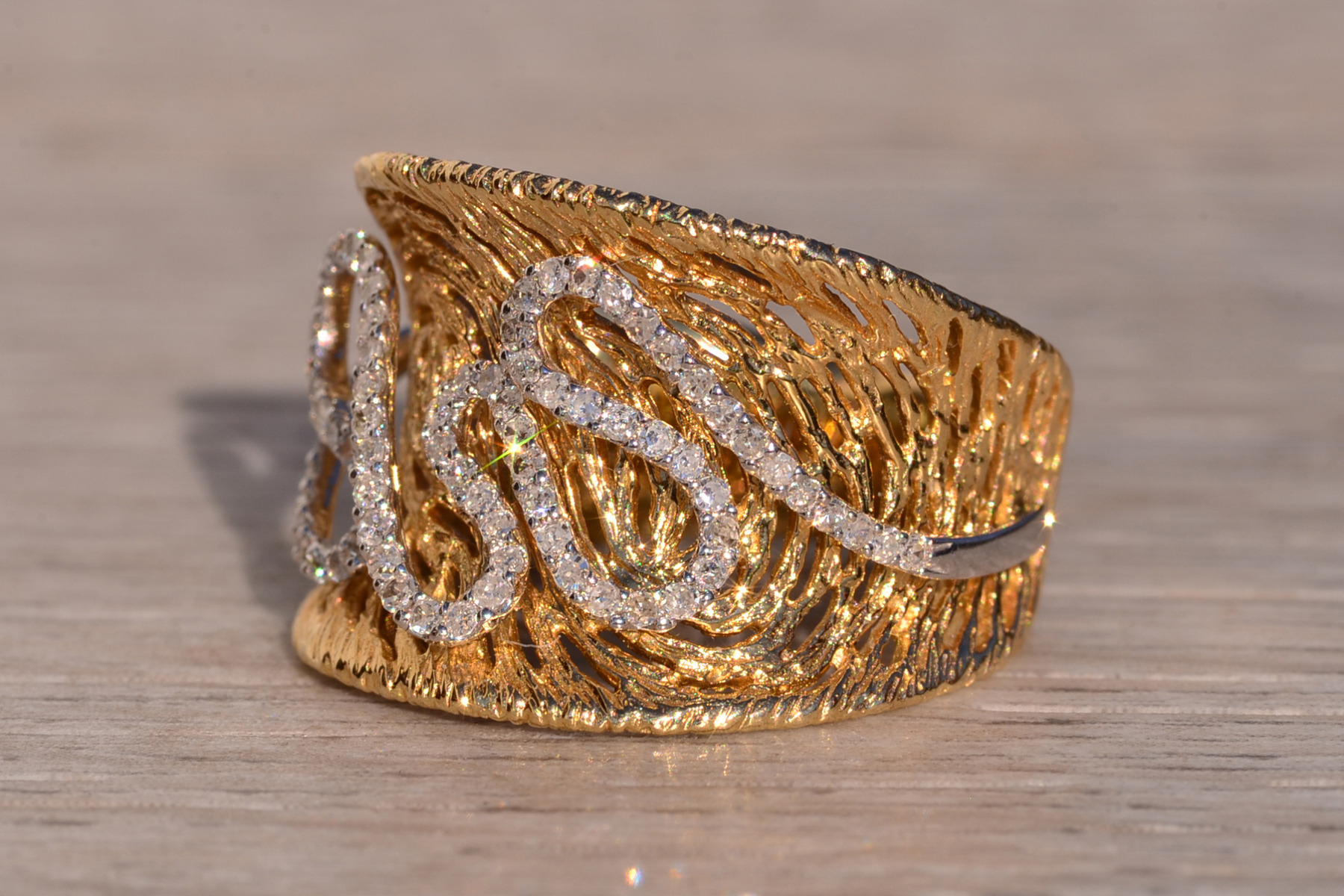 The 69th Avenue: Contemporary Yellow Gold Cocktail Ring set with Natural Diamonds - Image 3