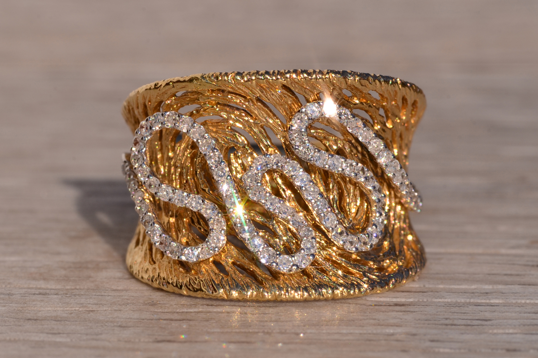 The 69th Avenue: Contemporary Yellow Gold Cocktail Ring set with Natural Diamonds - Image 7