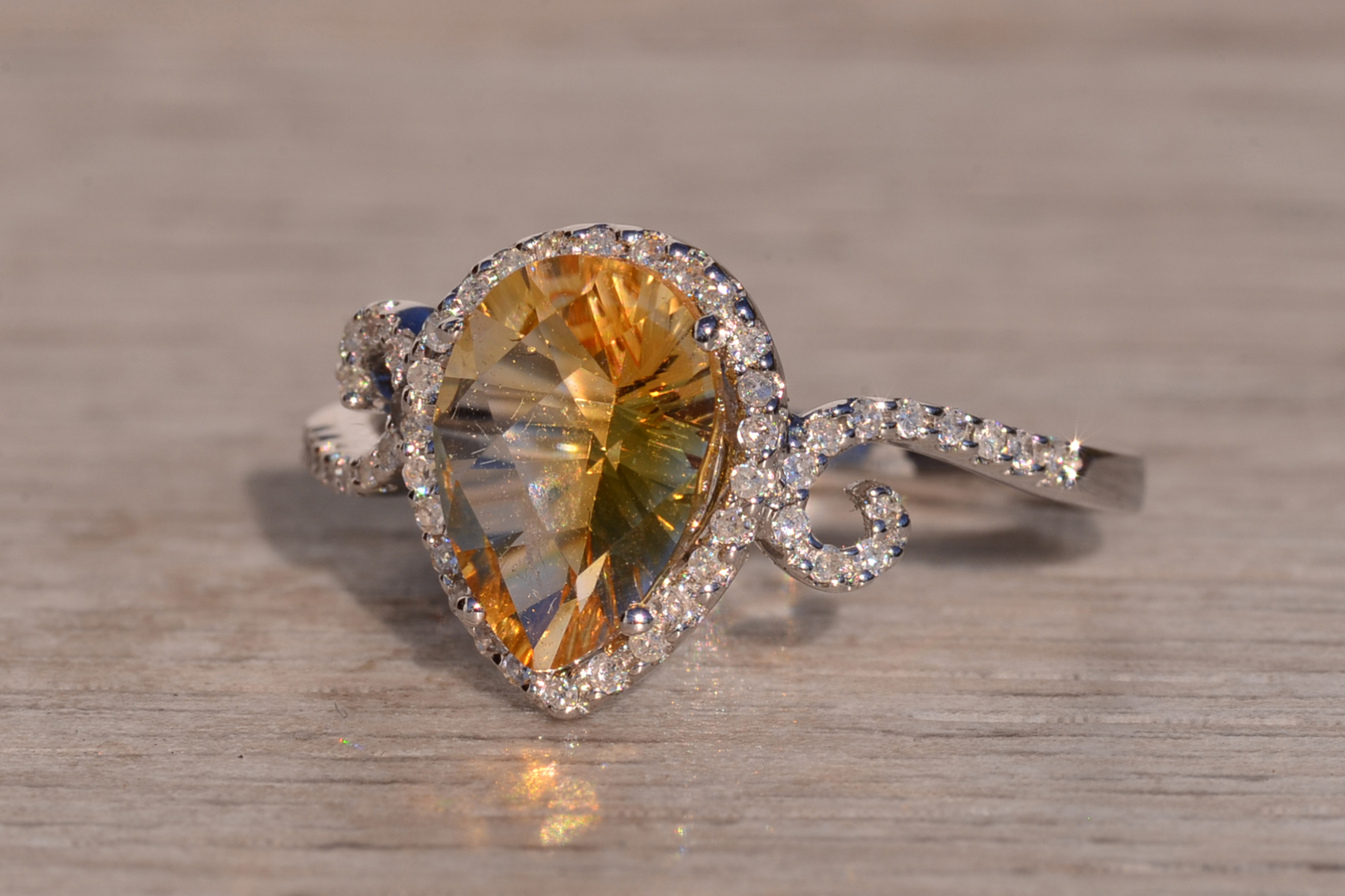 The 34th Avenue: Checkerboard Citrine and Natural Diamond Ring in White Gold - Image 3
