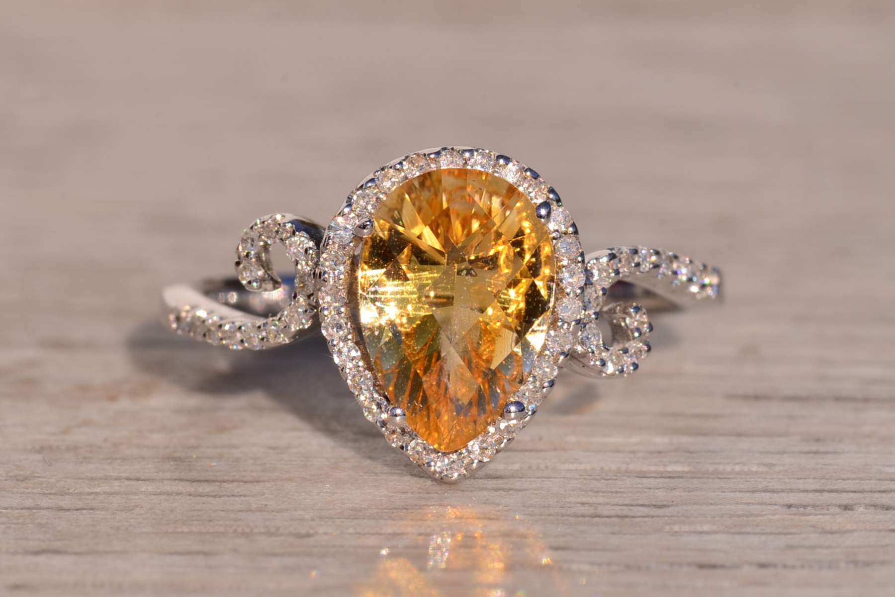 The 34th Avenue: Checkerboard Citrine and Natural Diamond Ring in White Gold - Image 7