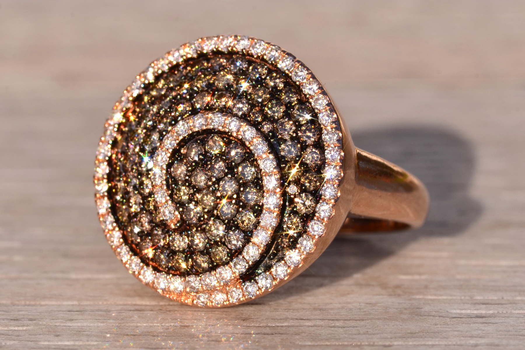 The 16th Avenue: Colored Diamond and White Diamond Spiral Ring - Image 3