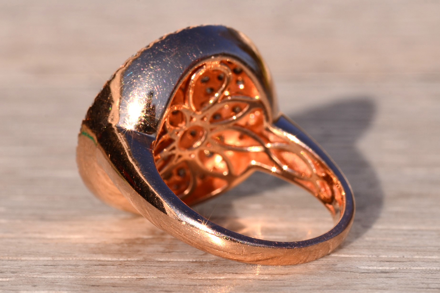 The 16th Avenue: Colored Diamond and White Diamond Spiral Ring - Image 4