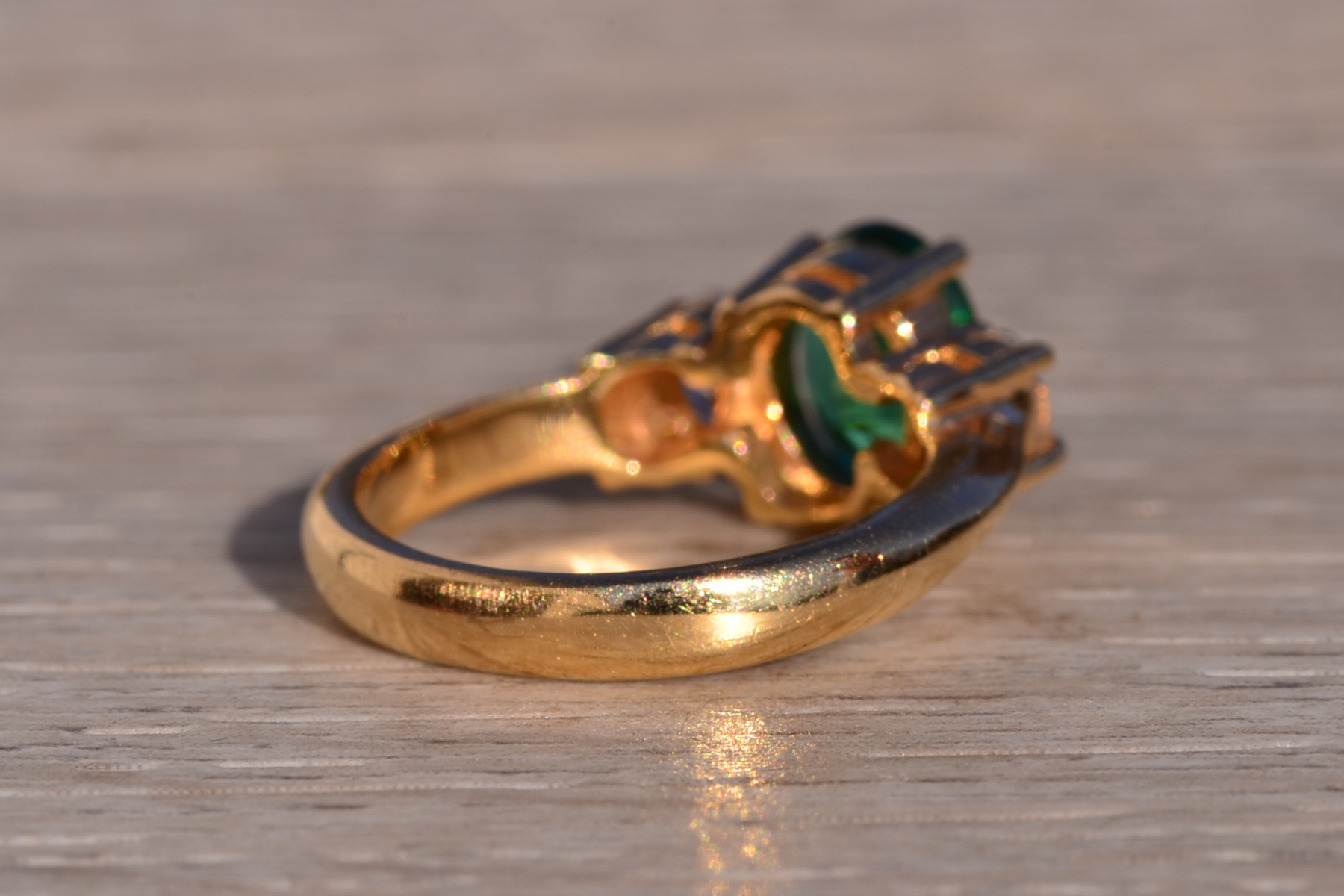The 43rd Avenue: Tourmaline and Diamond Ring in Yellow Gold - Image 5